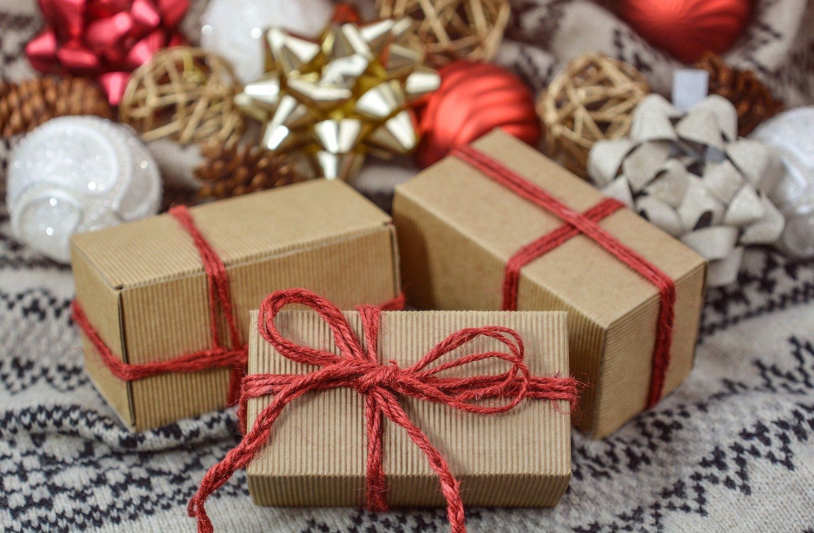 ¿Cómo escoger el árbol, la iluminación o los regalos para tener una Navidad sostenible?