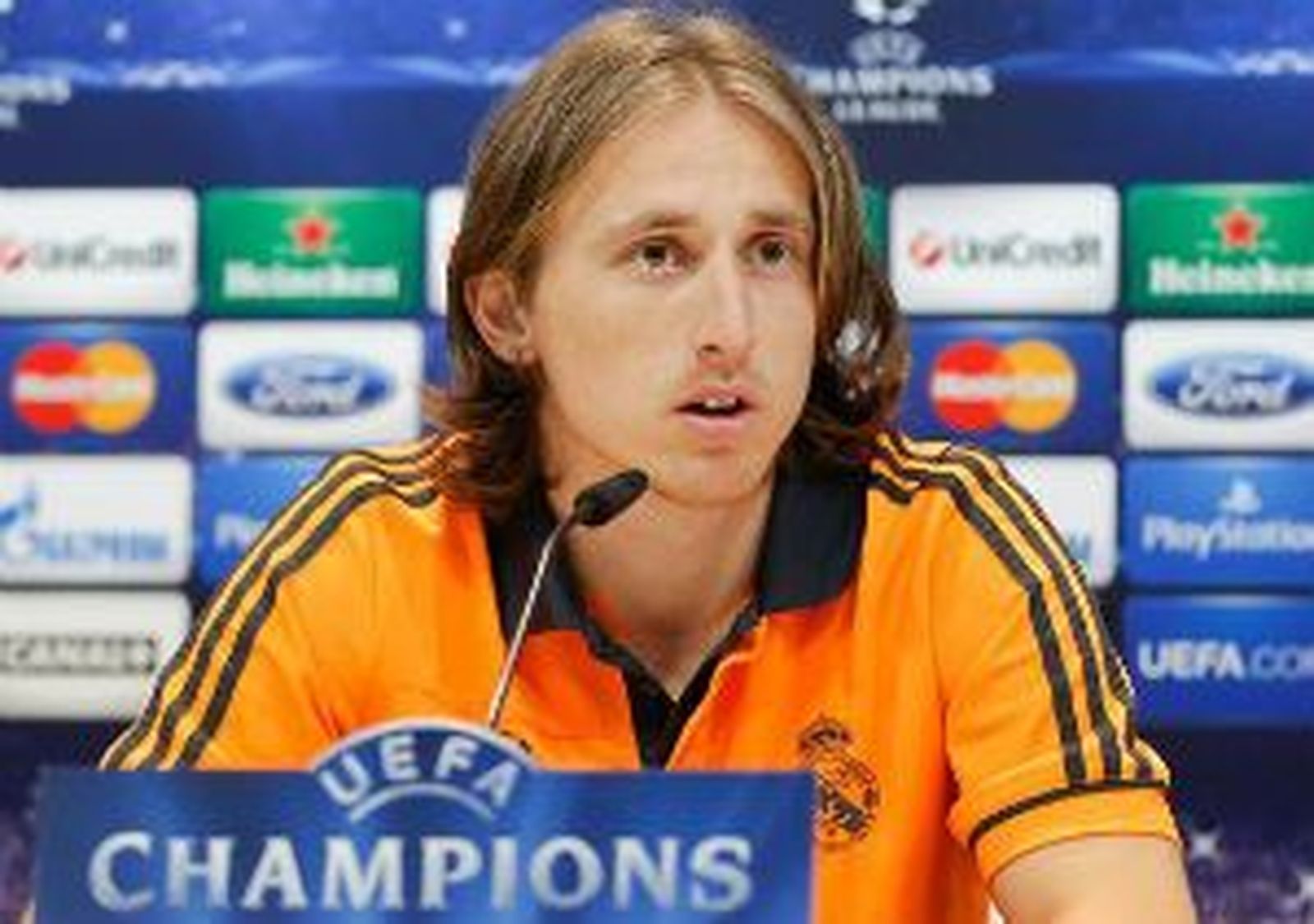Modric opina sobre Cristiano y la grada