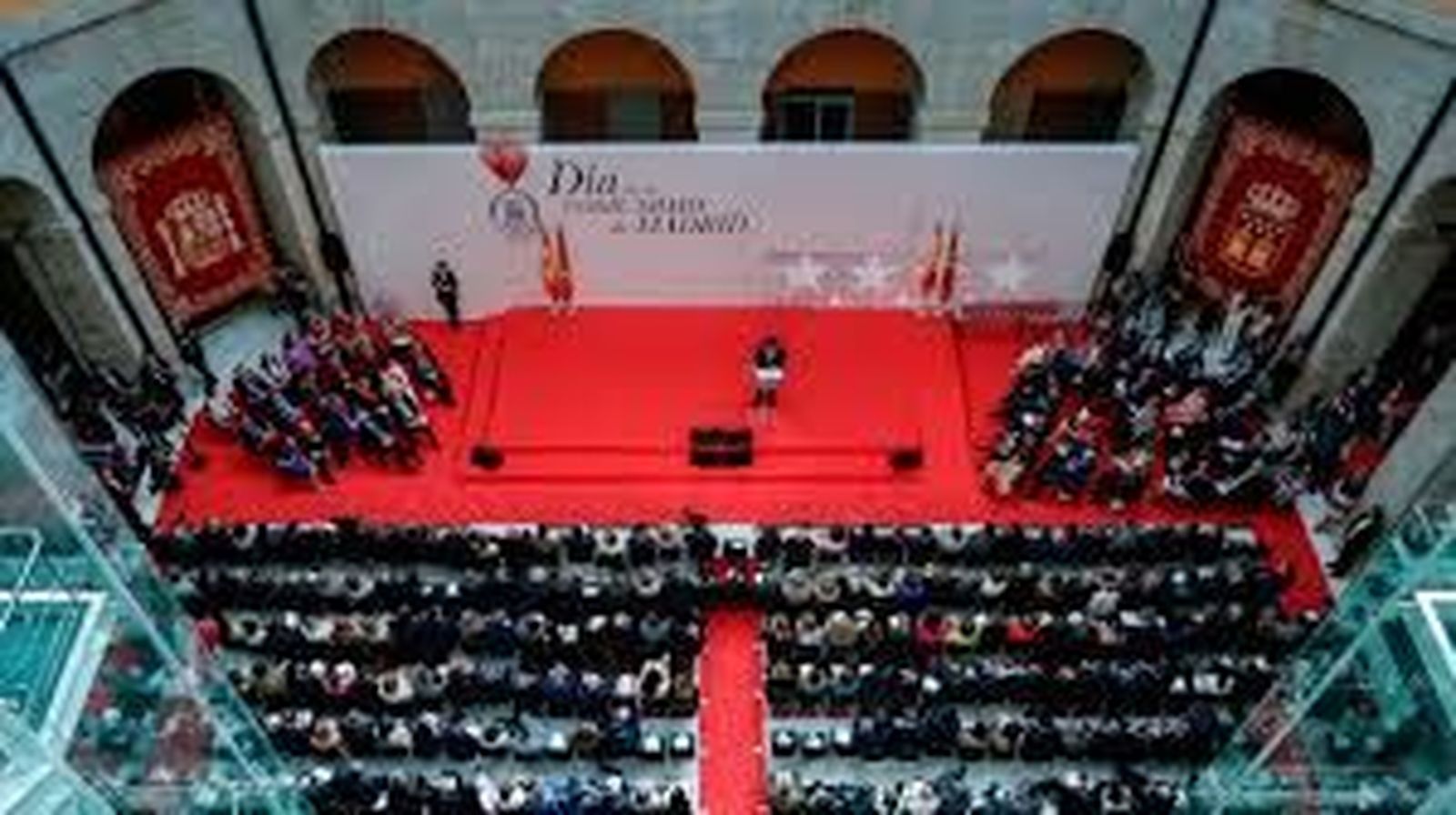 El PP insiste en su remontada, Cs le tiende la mano y la izquierda descalifica a los 'populares'