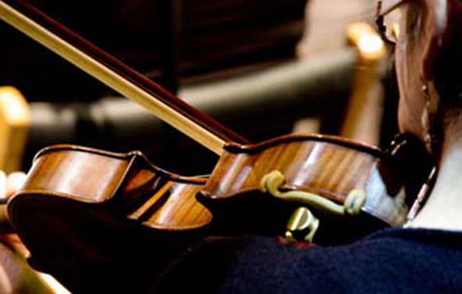 VIOLIN_ORQUESTA_MADRID_MUJERES