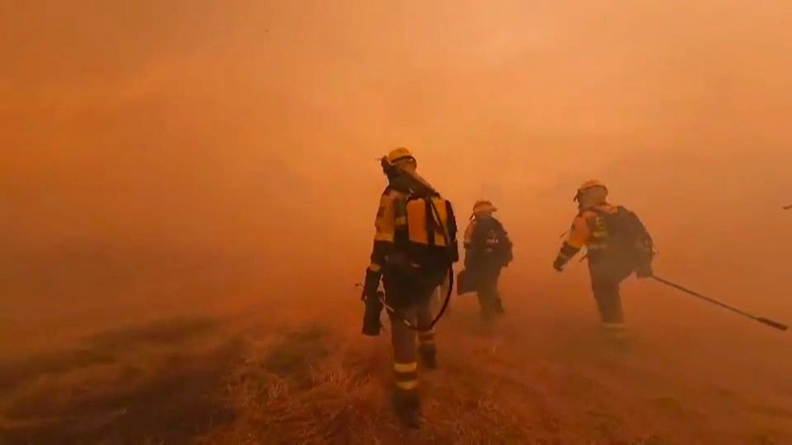 España sufre la mayor ola de incendios de su historia