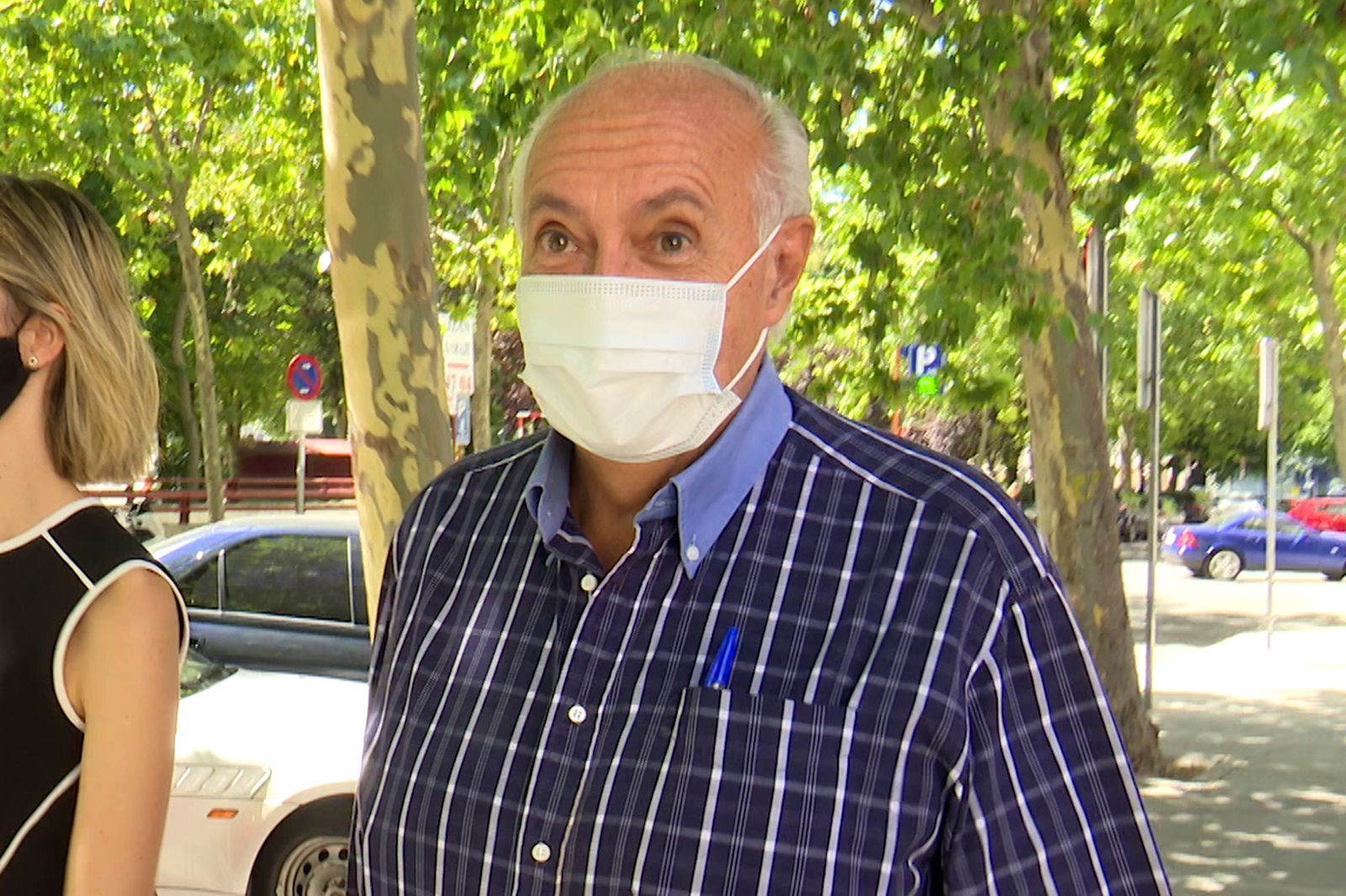 El productor José Luis Moreno, al salir de los juzgados este 4 de agosto