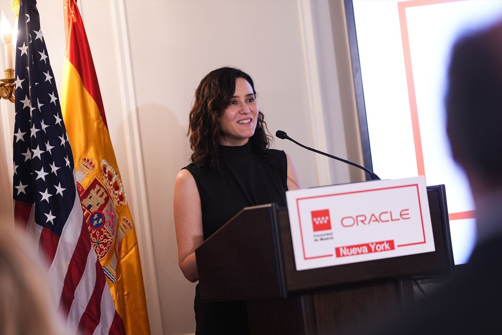 Isabel Díaz Ayuso anuncia un nuevo proyecto con Oracle para reducir las listas de espera con IA