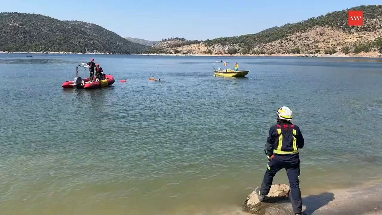 Buscan a un hombre en el pantano de San Juan