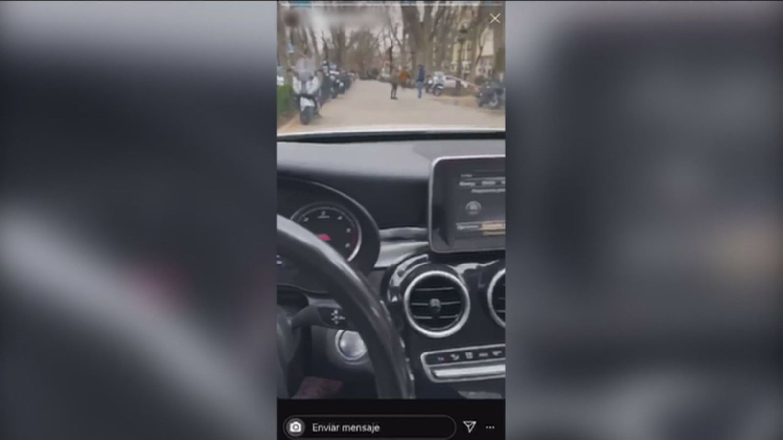 Detenido por conducir por una acera de la Castellana
