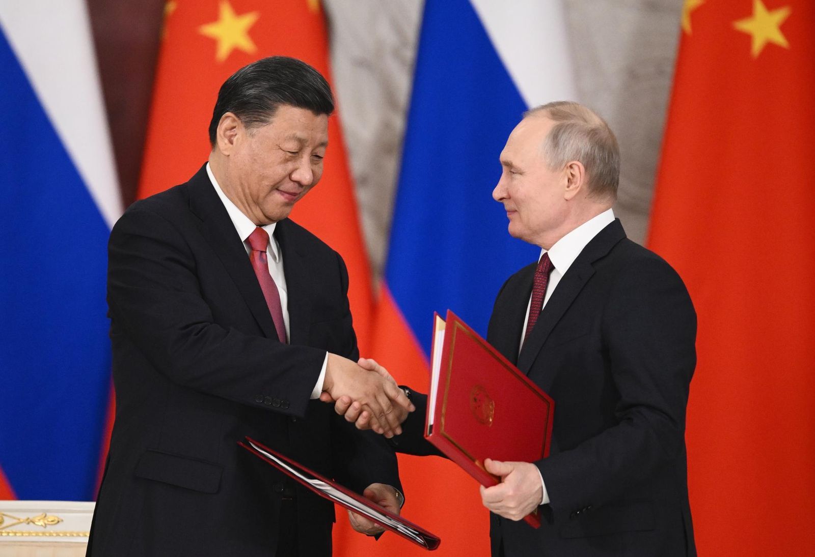 Putin se reúne con Xi
