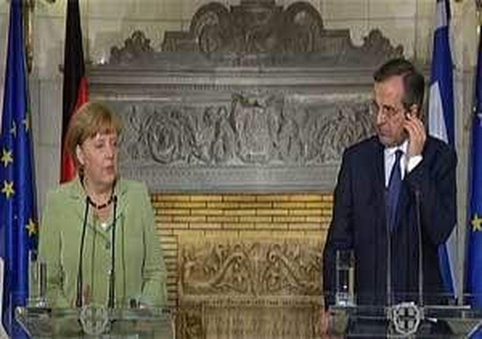 Merkel reconoce "progresos" de Grecia pero pide más esfuerzos contra la crisis