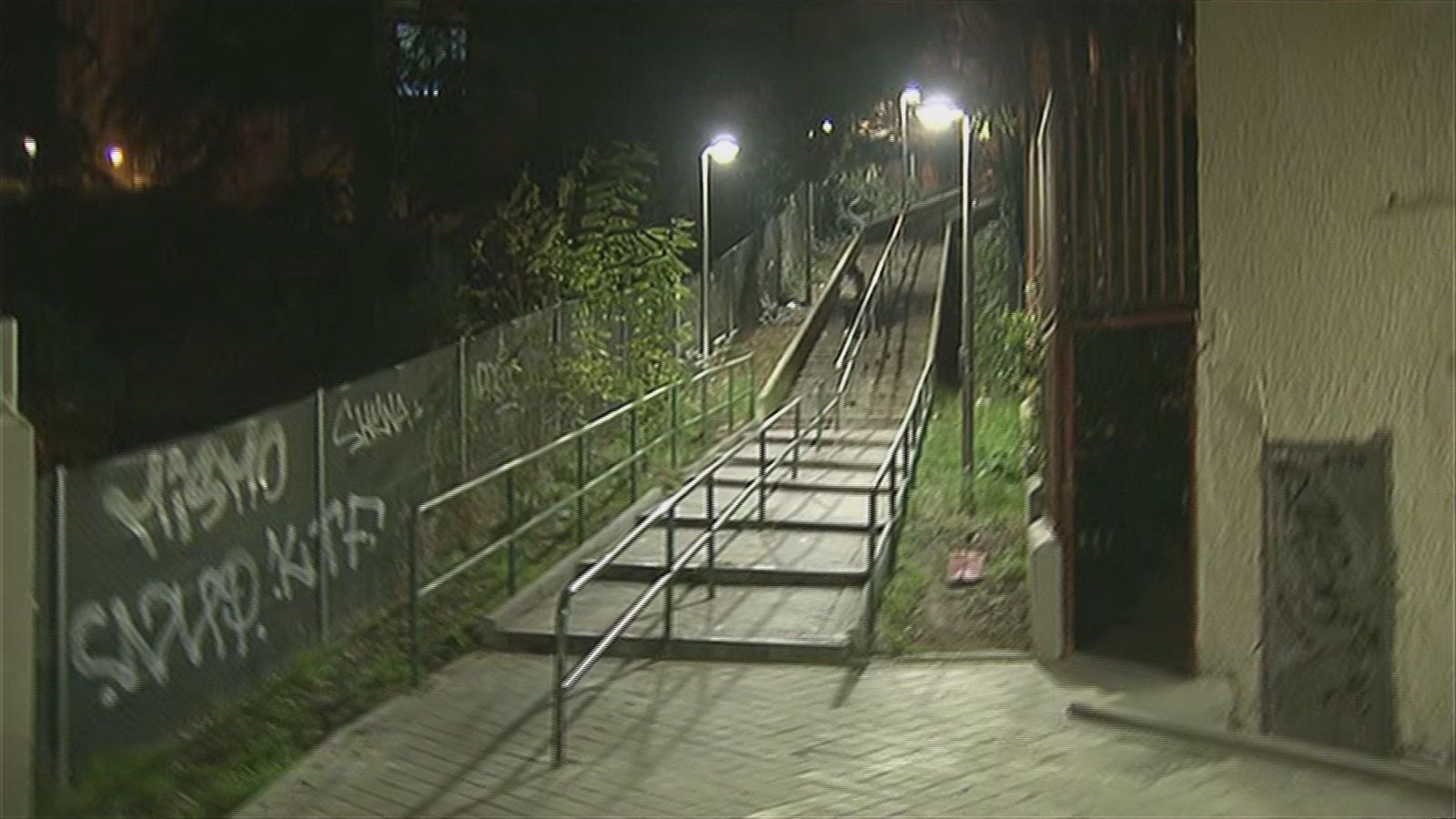 Los vecinos del Batán denuncian el mal estado de las aceras