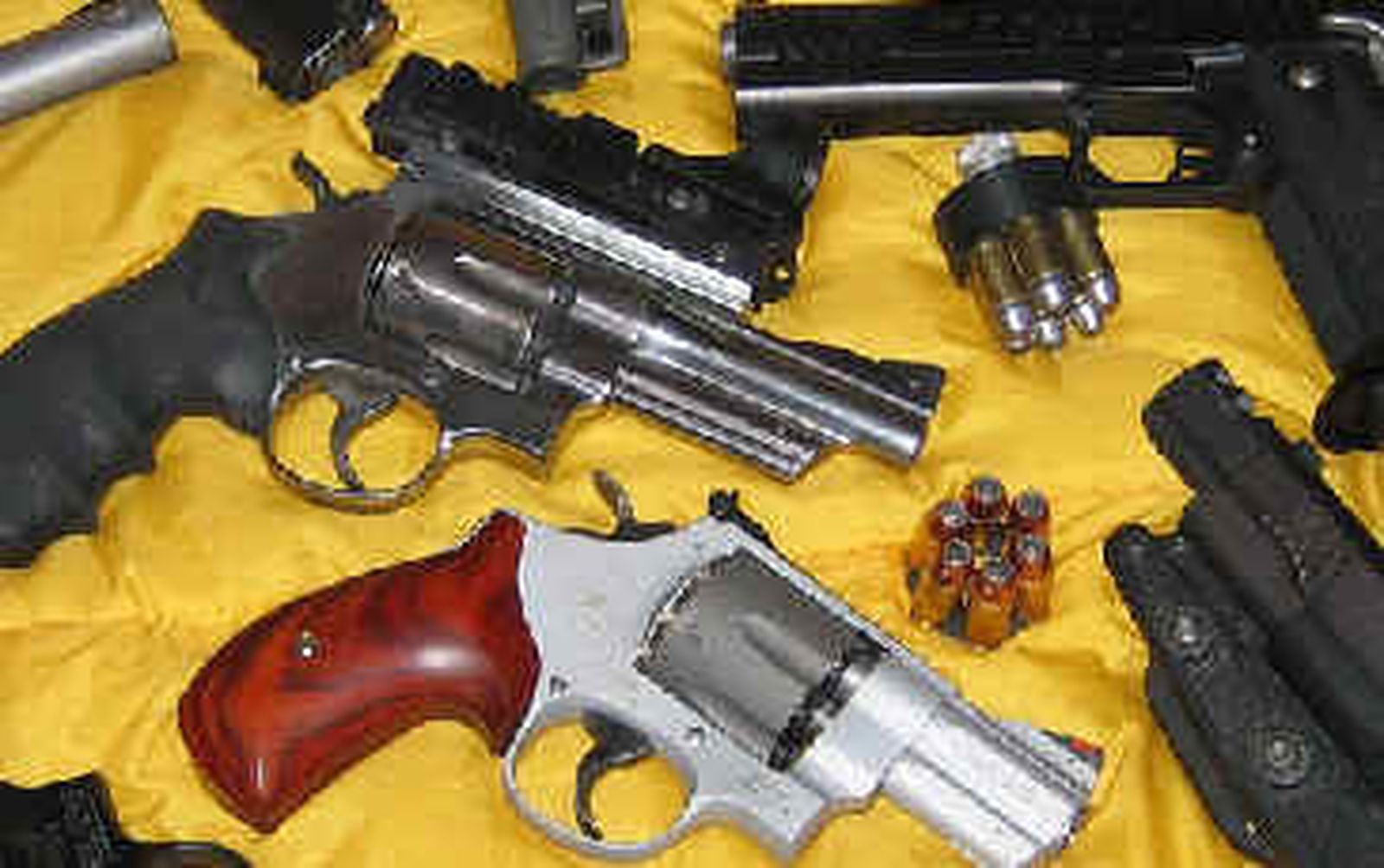La Policía Municipal impuso 117 denuncias por  tenencia de armas en Madrid