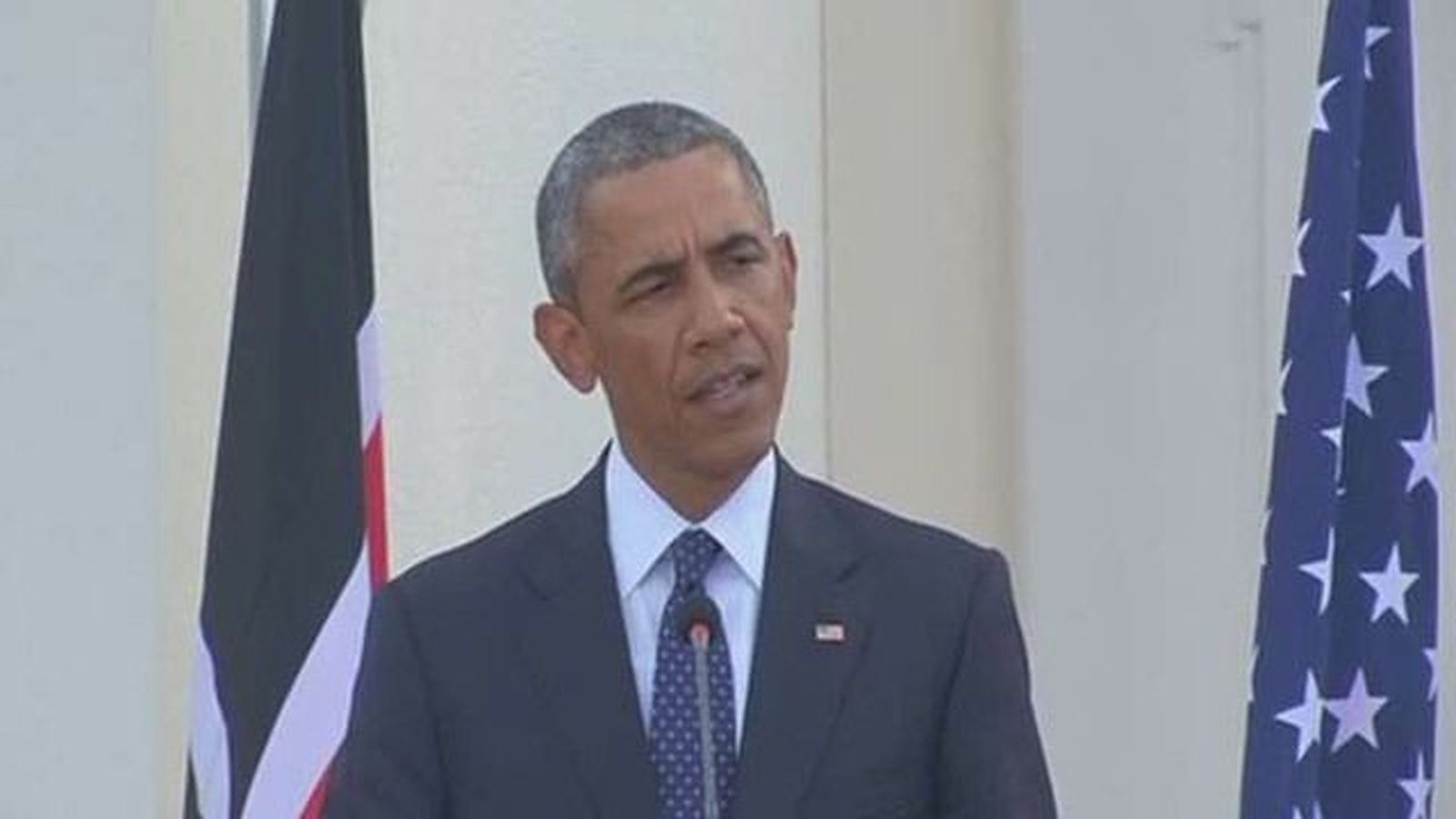 Obama insta a los africanos a rebelarse contra "el cáncer de la corrupción"