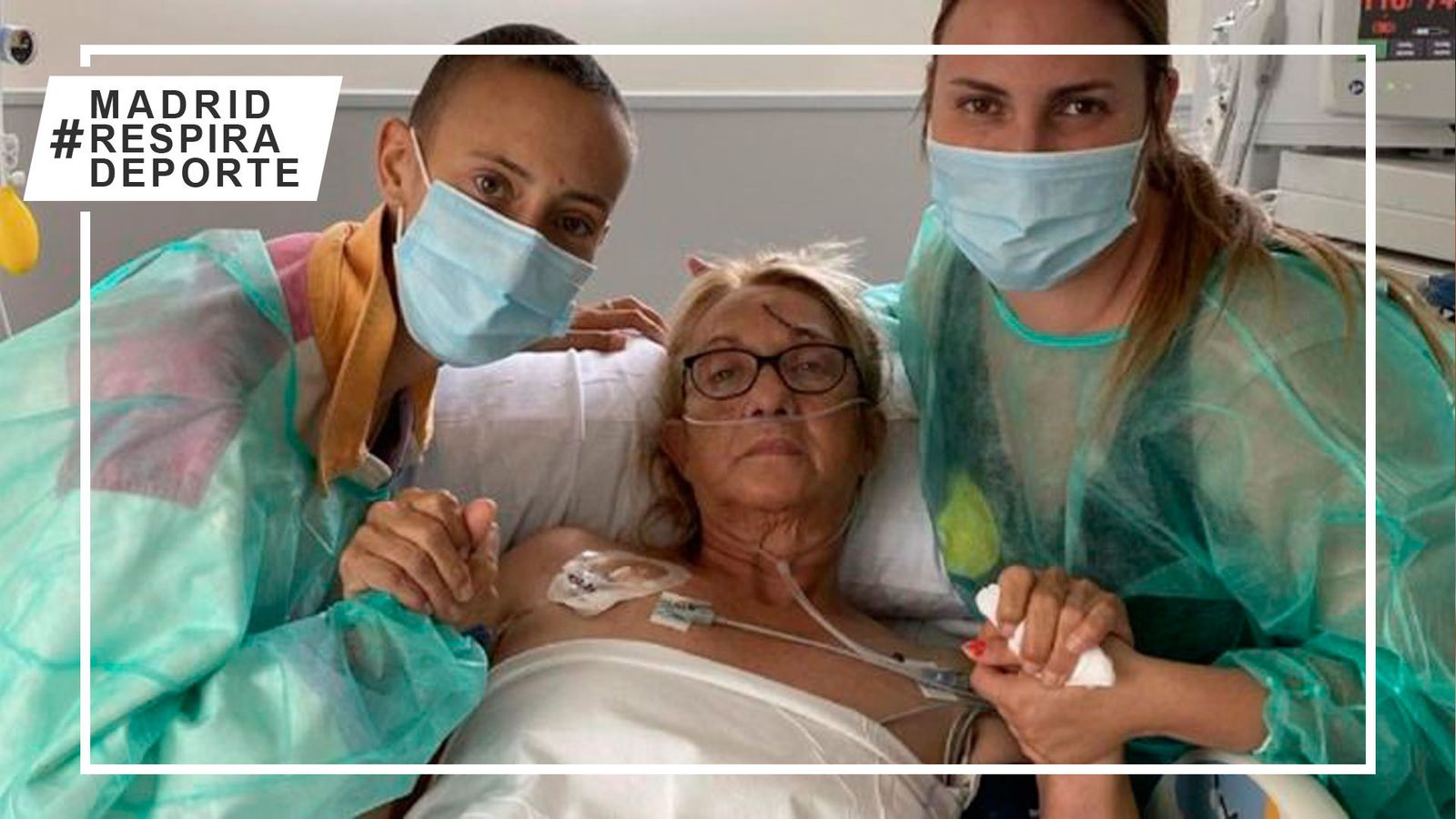 Virginia Torrecilla junto a su madre