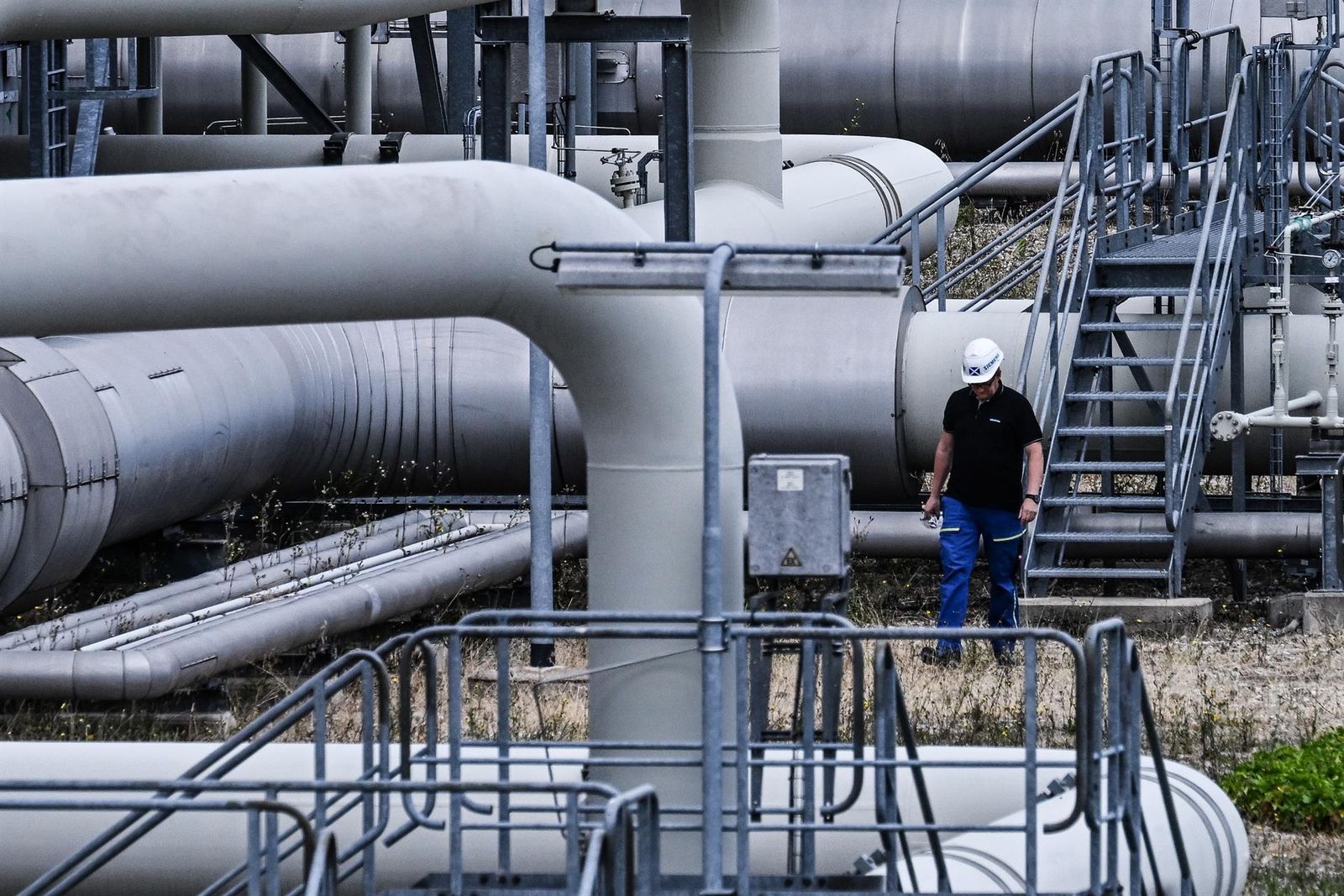 La Unión Europea relajará el control de las emisiones para compensar la falta de gas ruso con otras fuentes de energía
