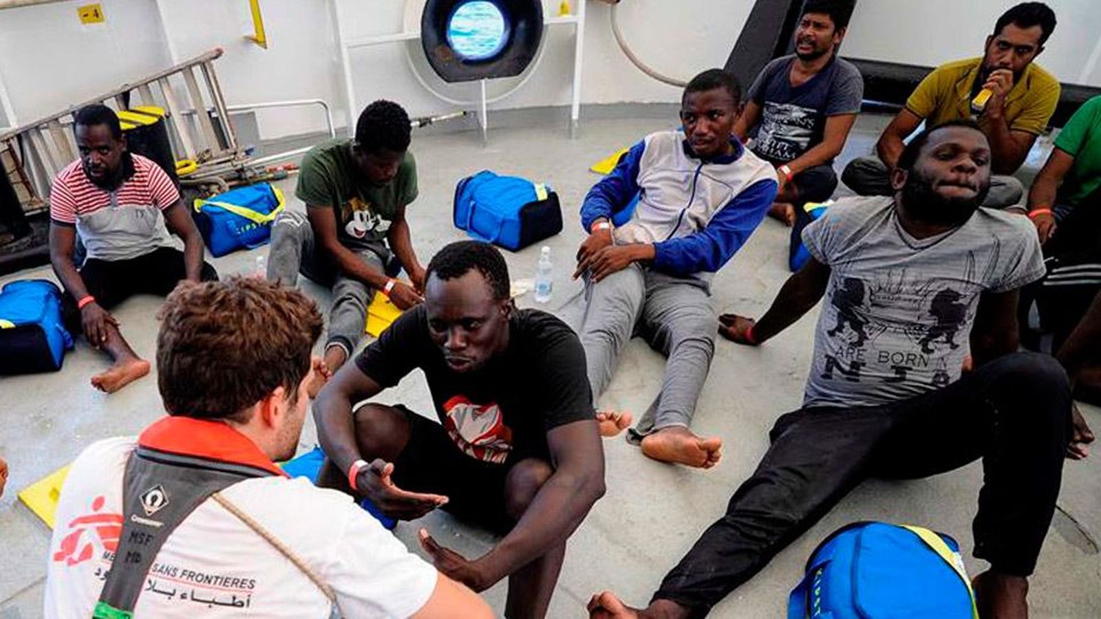 El Gobierno considera que España "no es el puerto más seguro" para el Aquarius