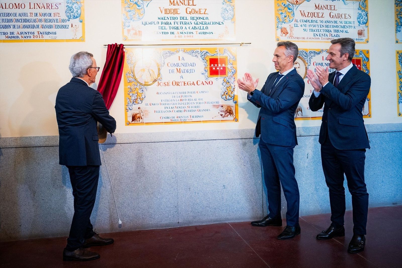 La Comunidad de Madrid rinde tributo a Ortega Cano con una placa en Las Ventas