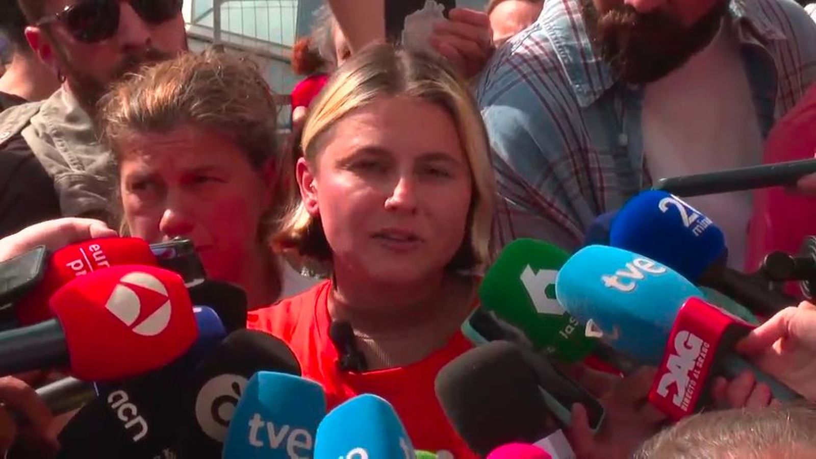 El Sindicato de Inquilinas dice que seguirá la acampada en Sol y tacha de "vergüenza" que haya dos decretos