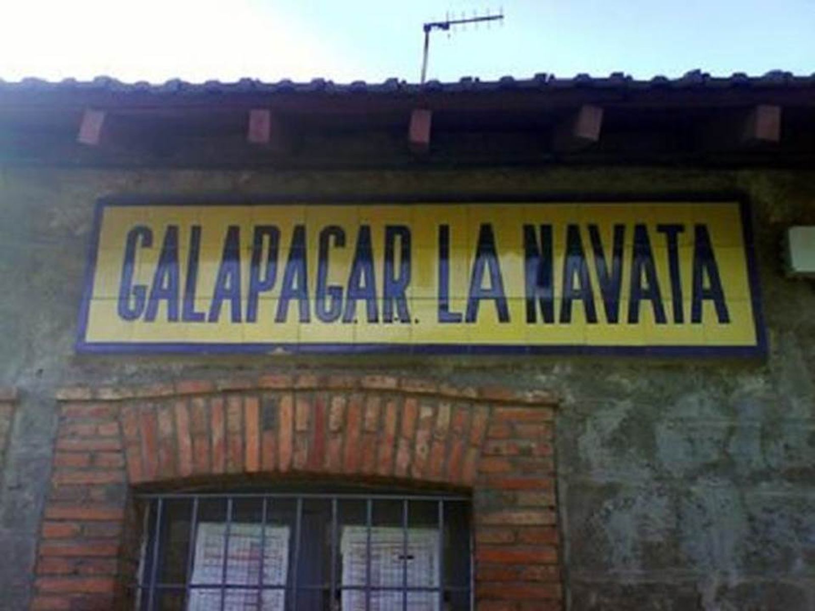 Rotulo de la estación de ferrocarril de Galapagar-la Navata