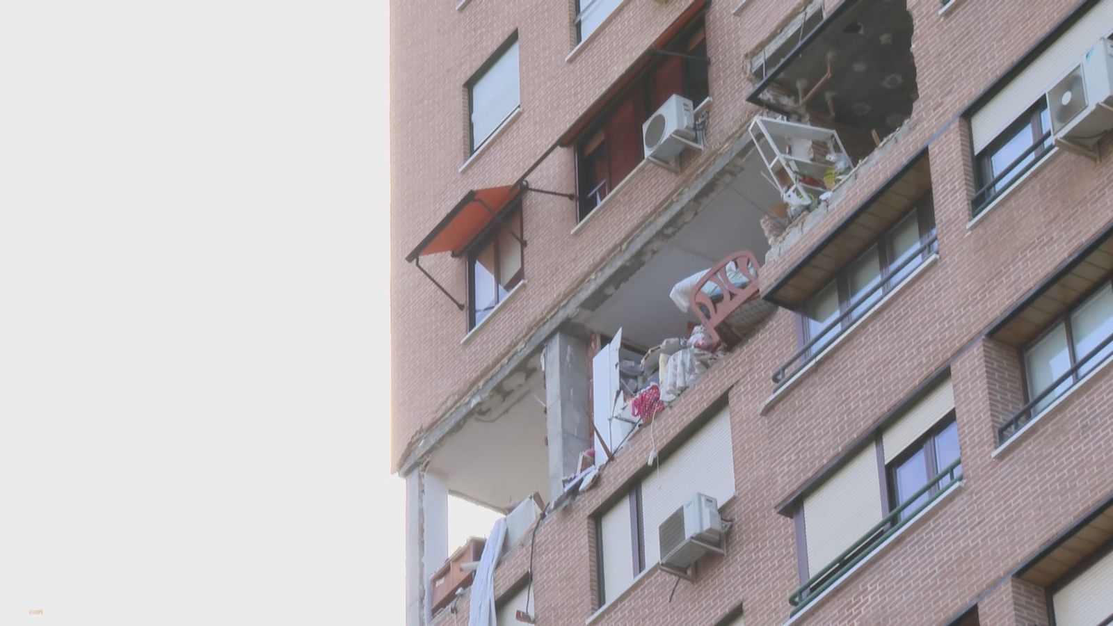 Explosión de gas en un piso del bario del Pilar