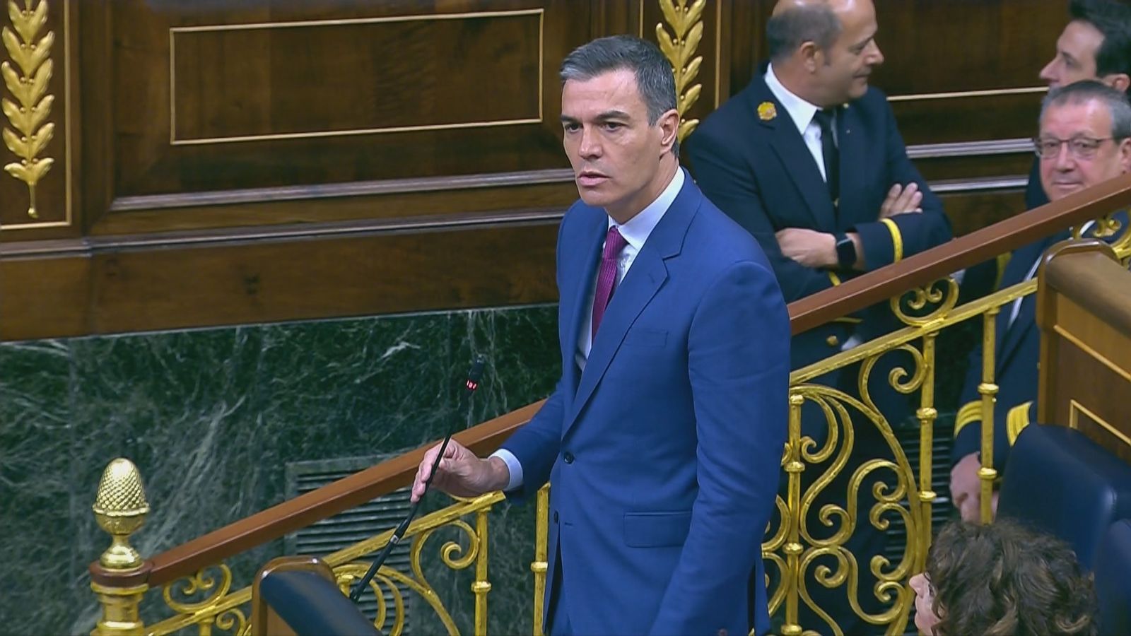 Sánchez cancela su agenda para reflexionar sobre su continuidad  en el Gobierno tras la investigación a su esposa