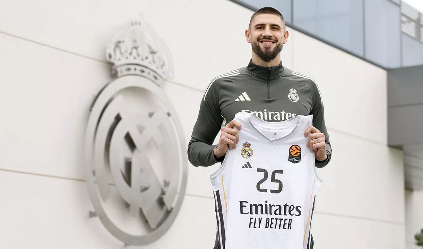 Alex Len