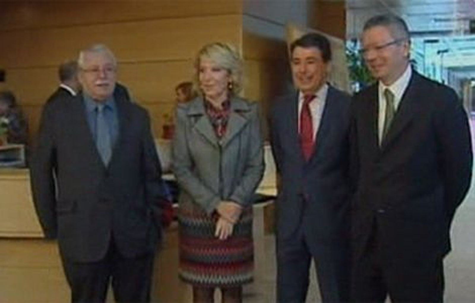 González con los expresidentes