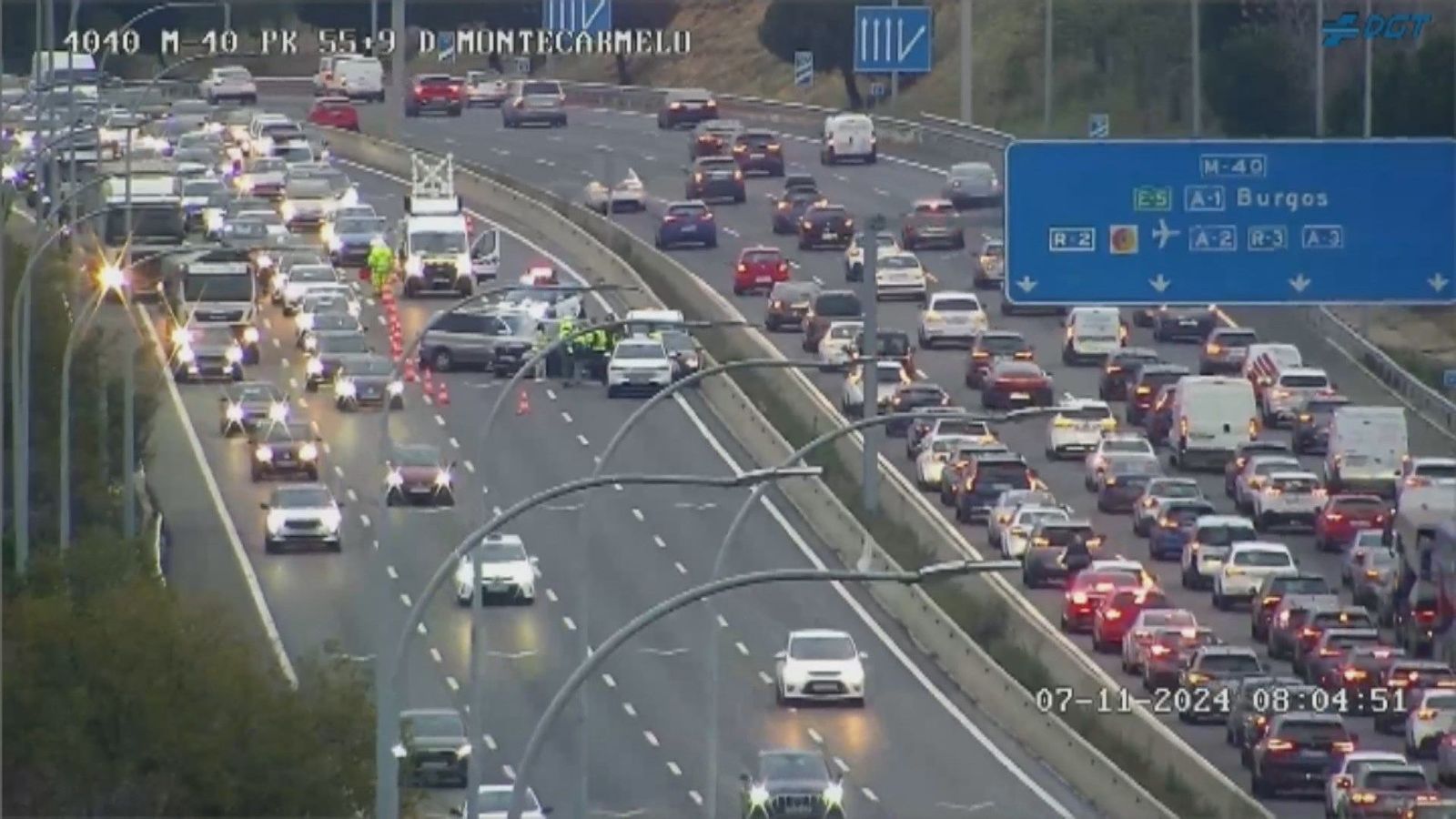 Mañana complicada en la M-40 por un accidente que ha provocado siete kilómetros de retenciones