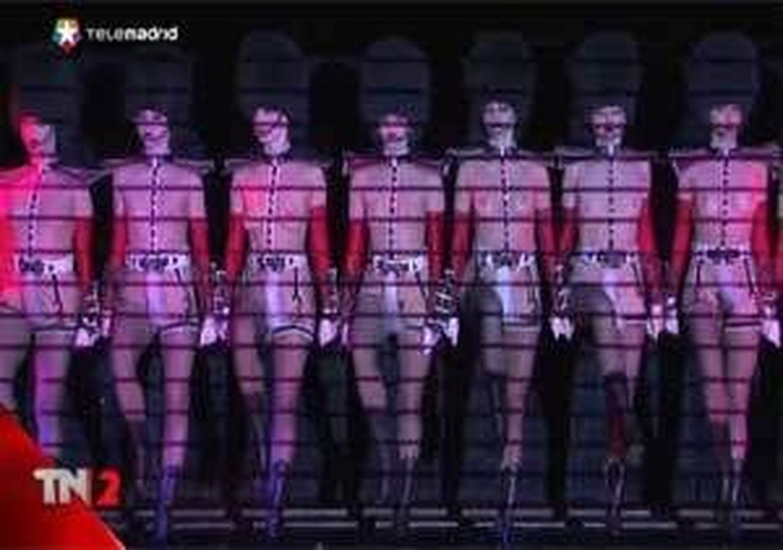 Los Teatros del Canal acoge el espectáculo "Forever Crazy" del Crazy Horse Cabaret de París