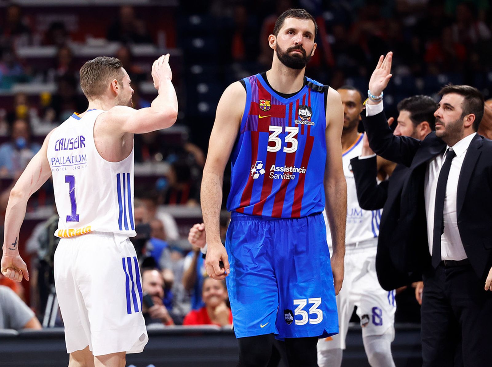 Causeur y Mirotic