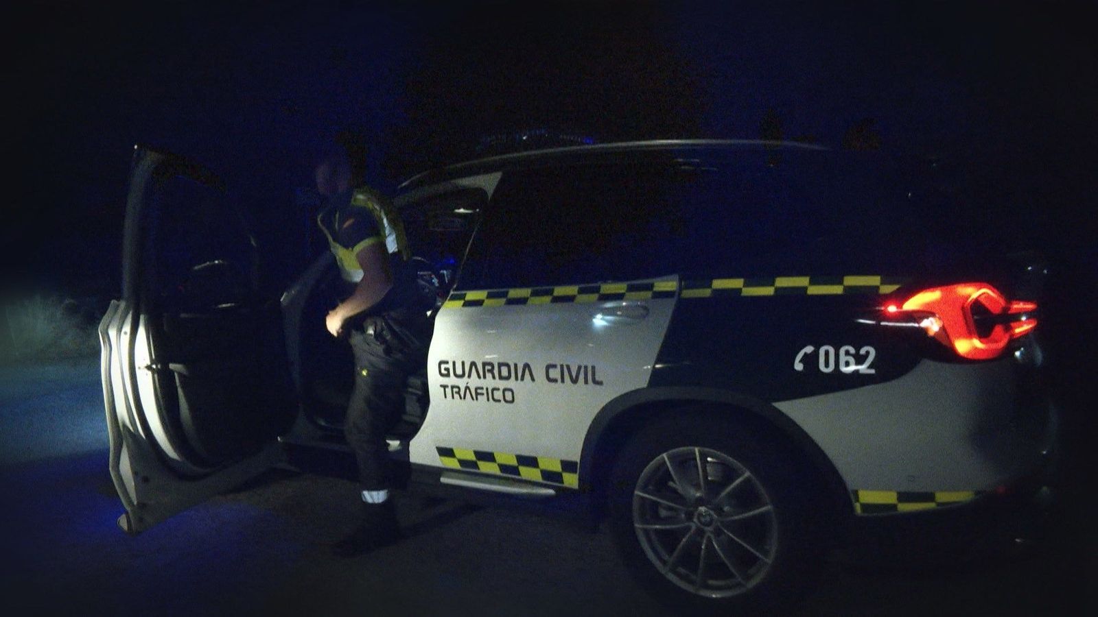 Acompañamos a la Guardia Civil en un patrullaje nocturno por la Comunidad de Madrid