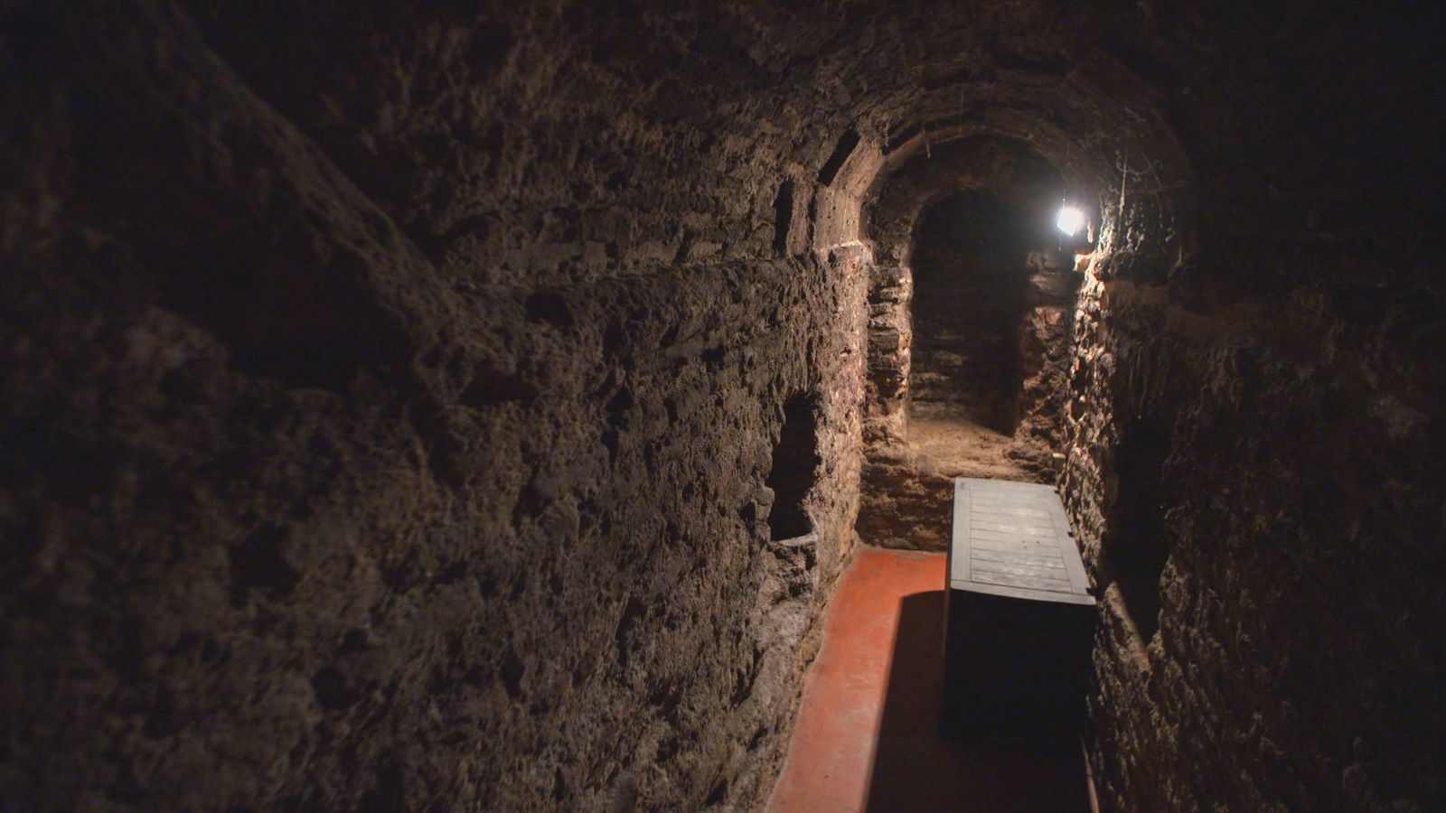 Cueva en Ópera