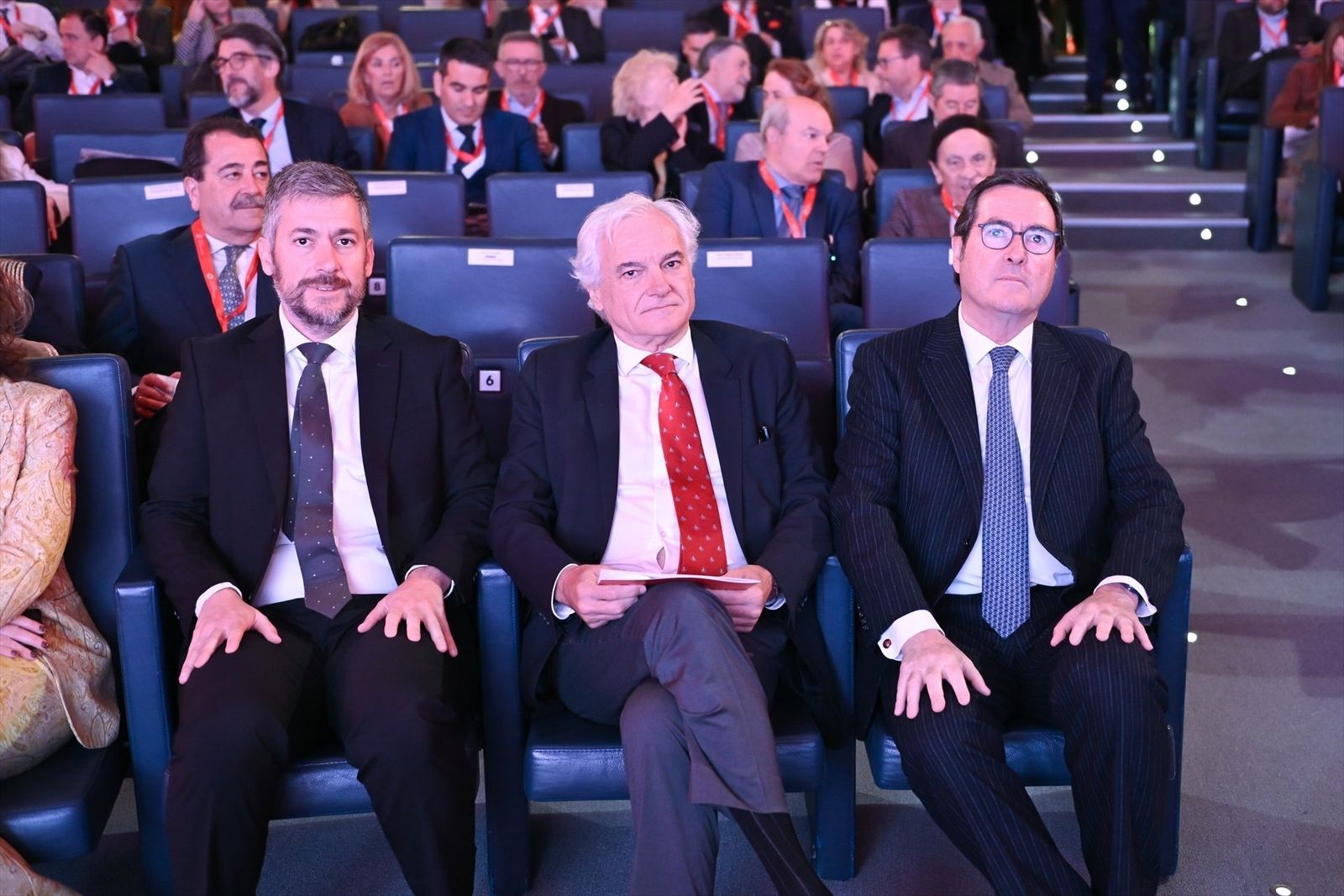 Un foro de liderazgo de la CEOE anima a ver la IA como "oportunidad"