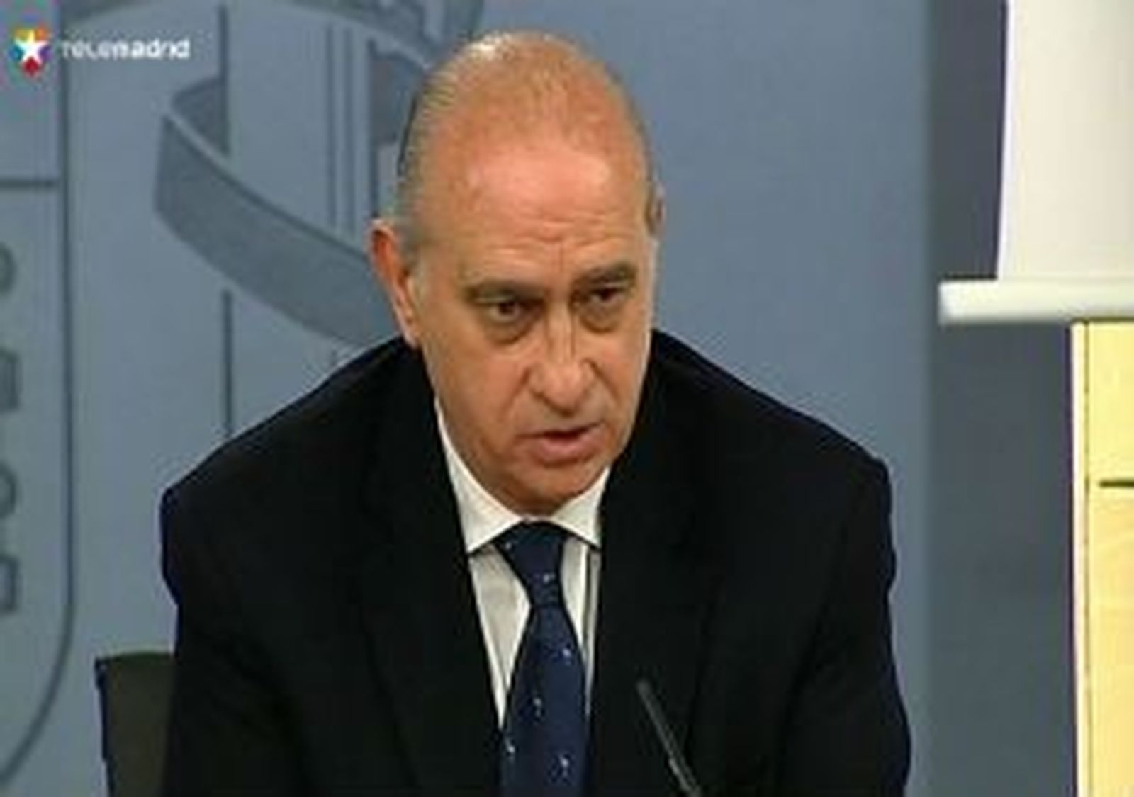 Fernández Díaz no se plantea el cese del director de la Guardia Civil