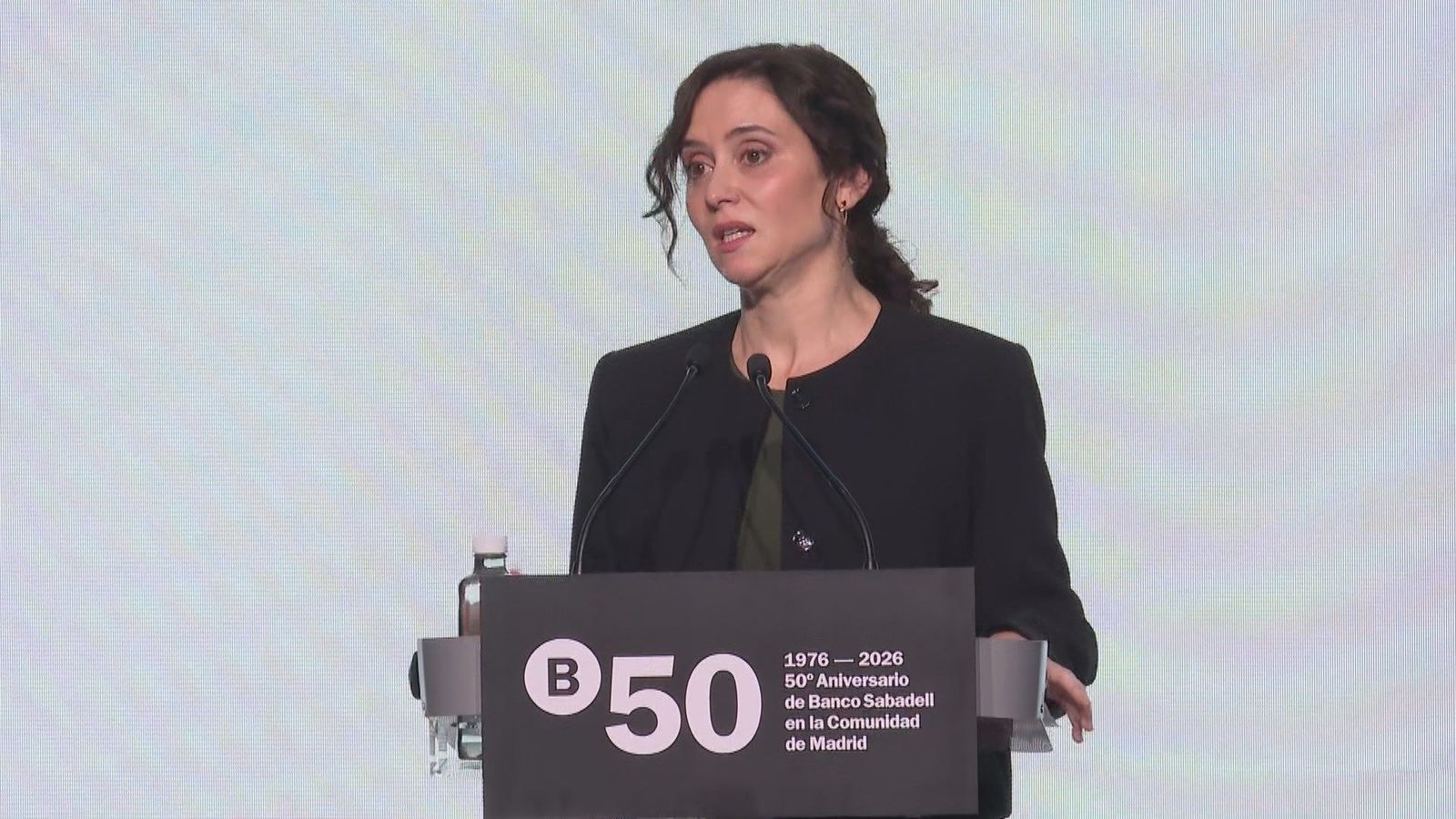 Ayuso: La "persecución recaudatoria" va a hacer desaparecer a empresarios y autónomos