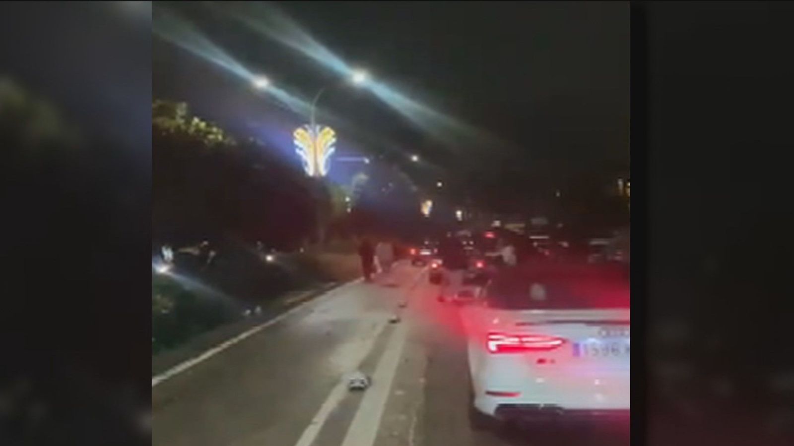 Hartos en Rivas por el polémico carril bici que provoca atascos monumentales