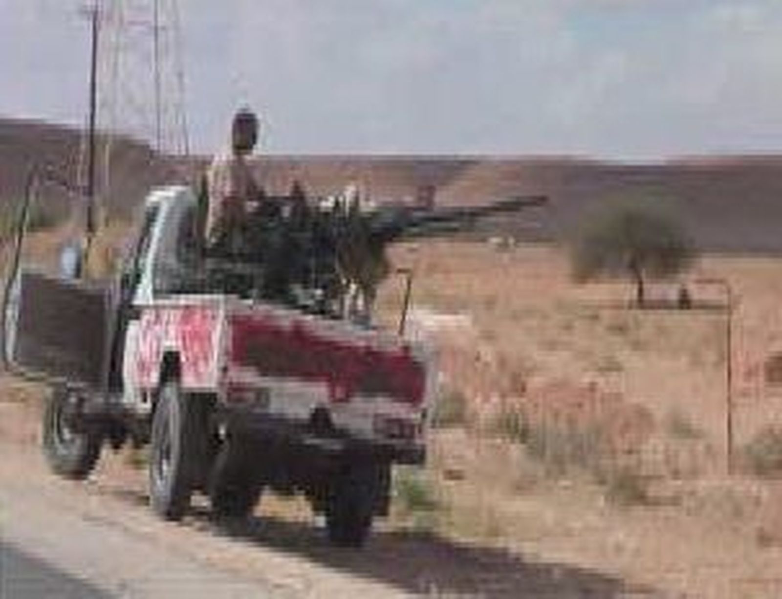 Los rebeldes libios avanzan hacia Sirte y Bani Walid en medio de combates