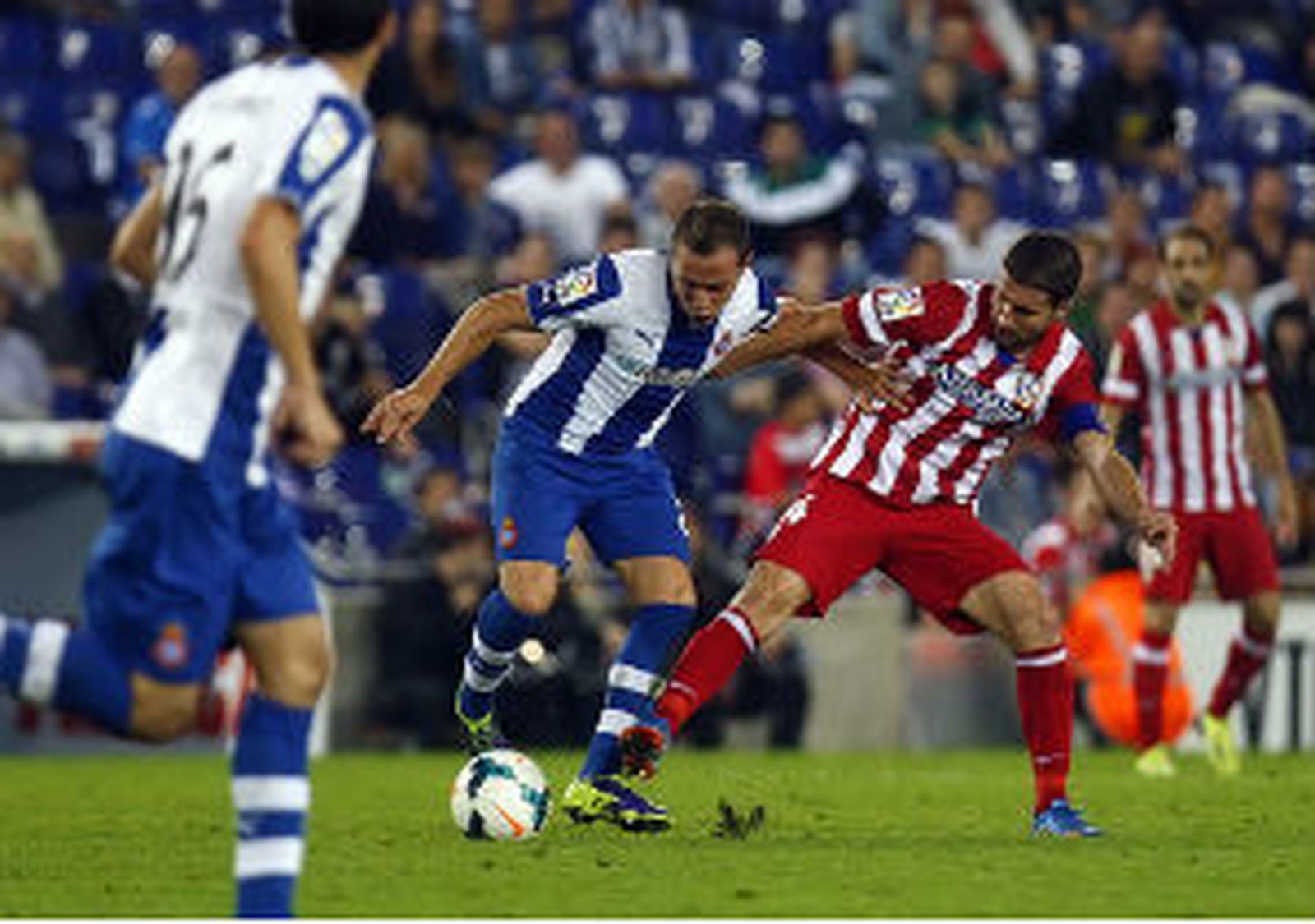 1-0. El Atlético se deja el liderato ante el Espanyol
