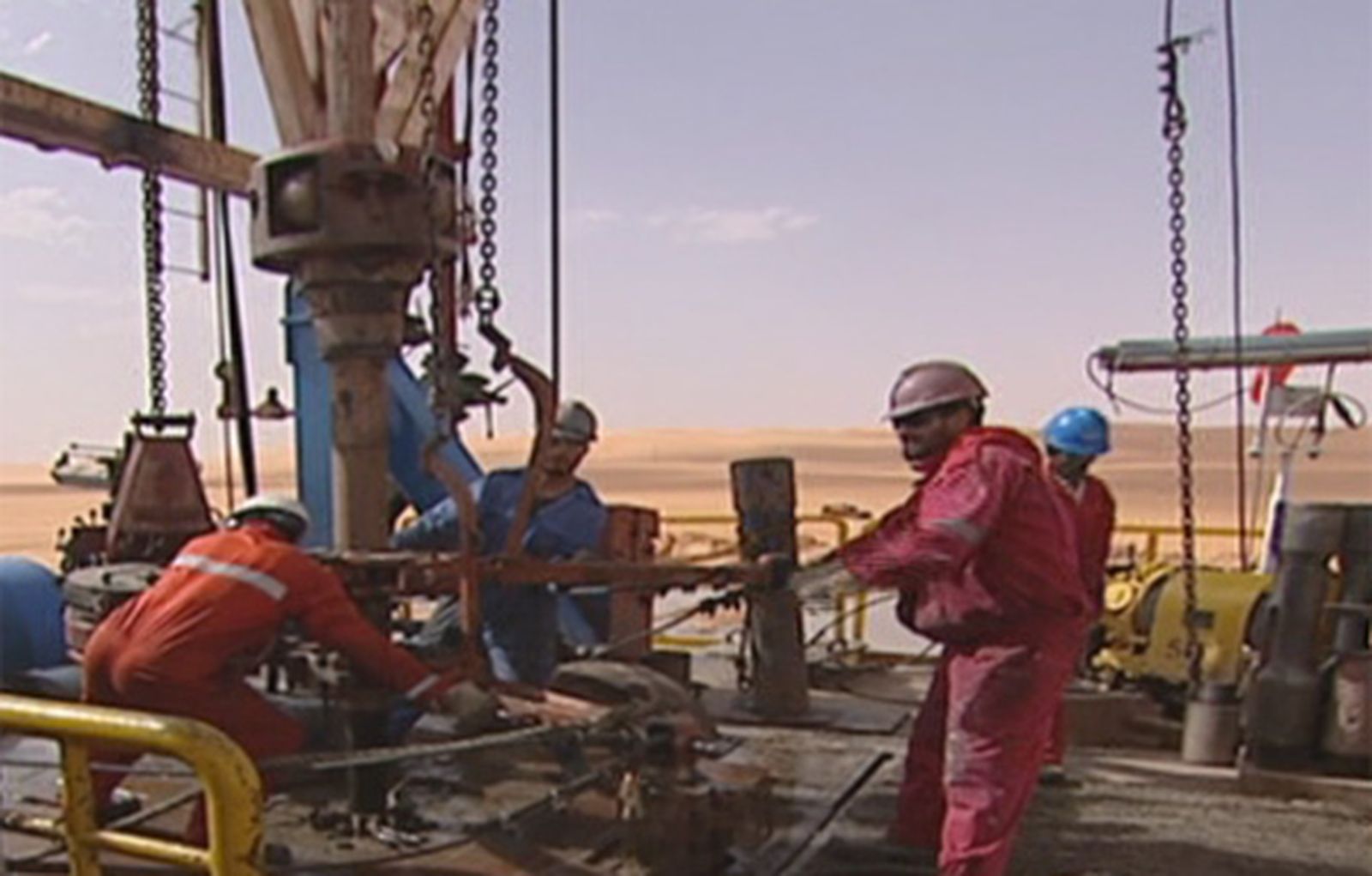 El barril de petróleo Brent se aproxima  a 78 dólares y marca máximos desde 2014
