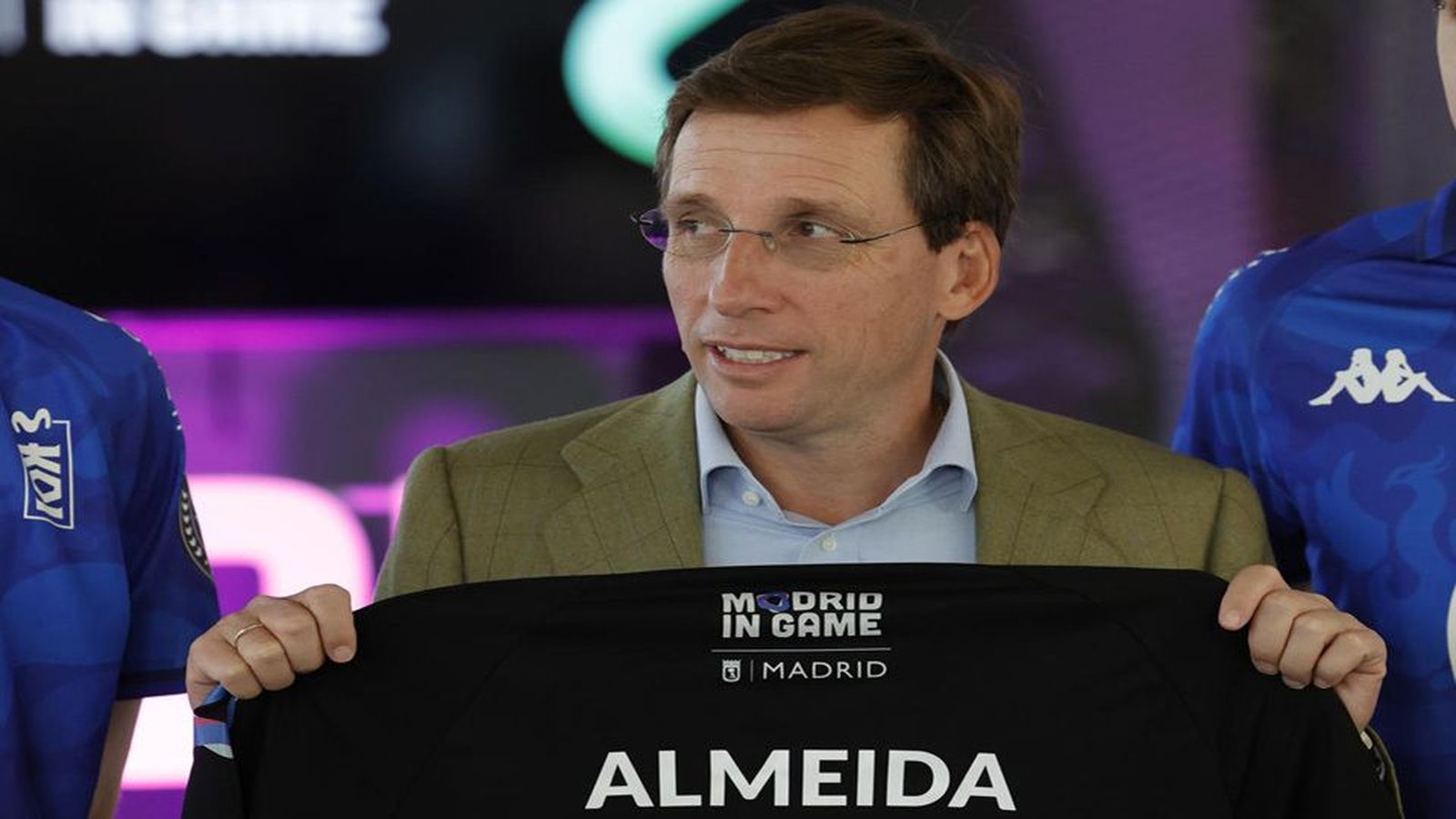 Almeida espera la victoria del Atlético en el derbi "porque hay que ir con los necesitados"