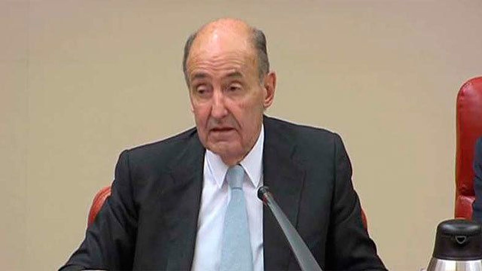 Miquel Roca: La Constitución debe respetarse en su integridad, no hay vías al margen