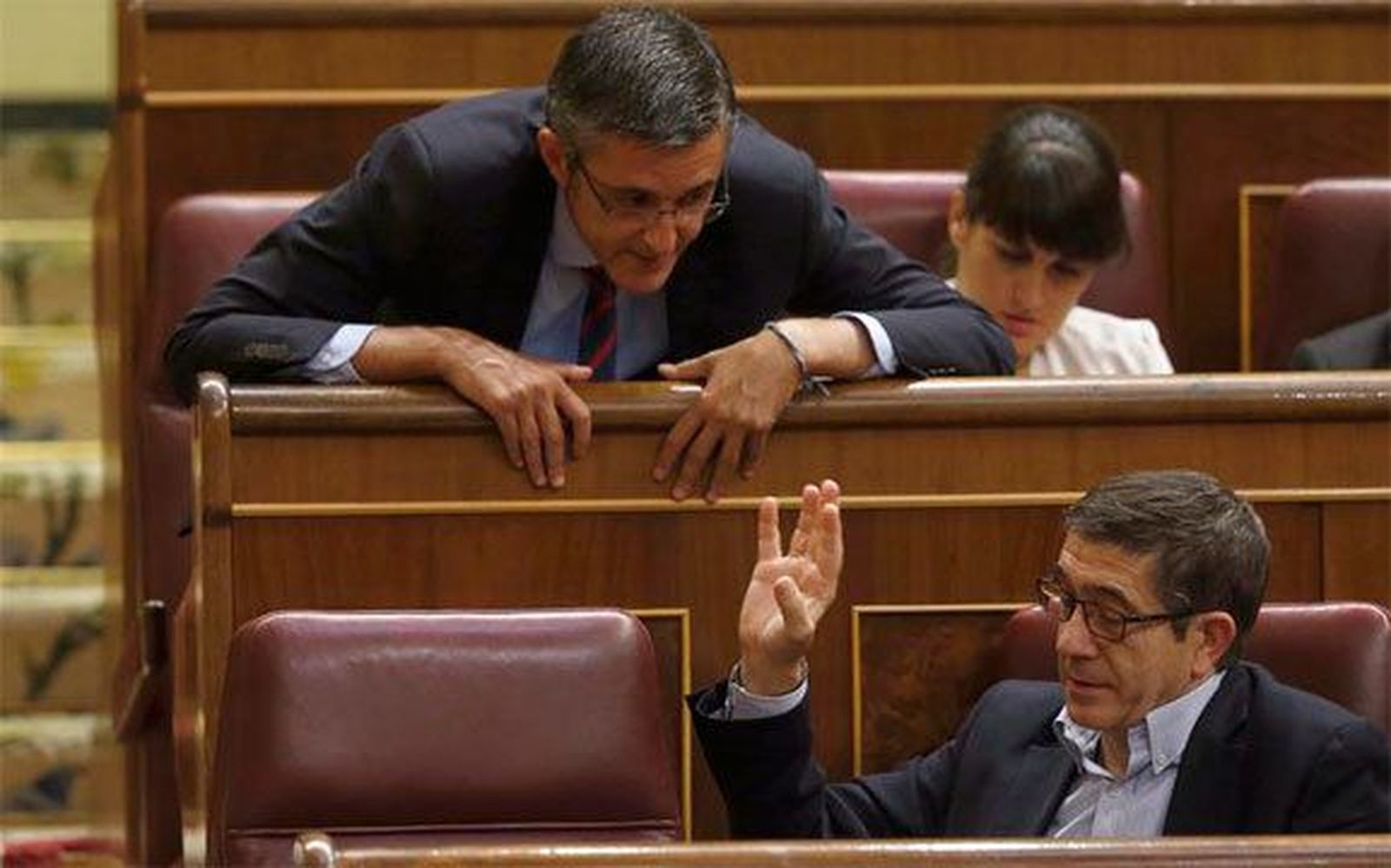Sánchez se ausenta del pleno del Congreso después de su dimisión
