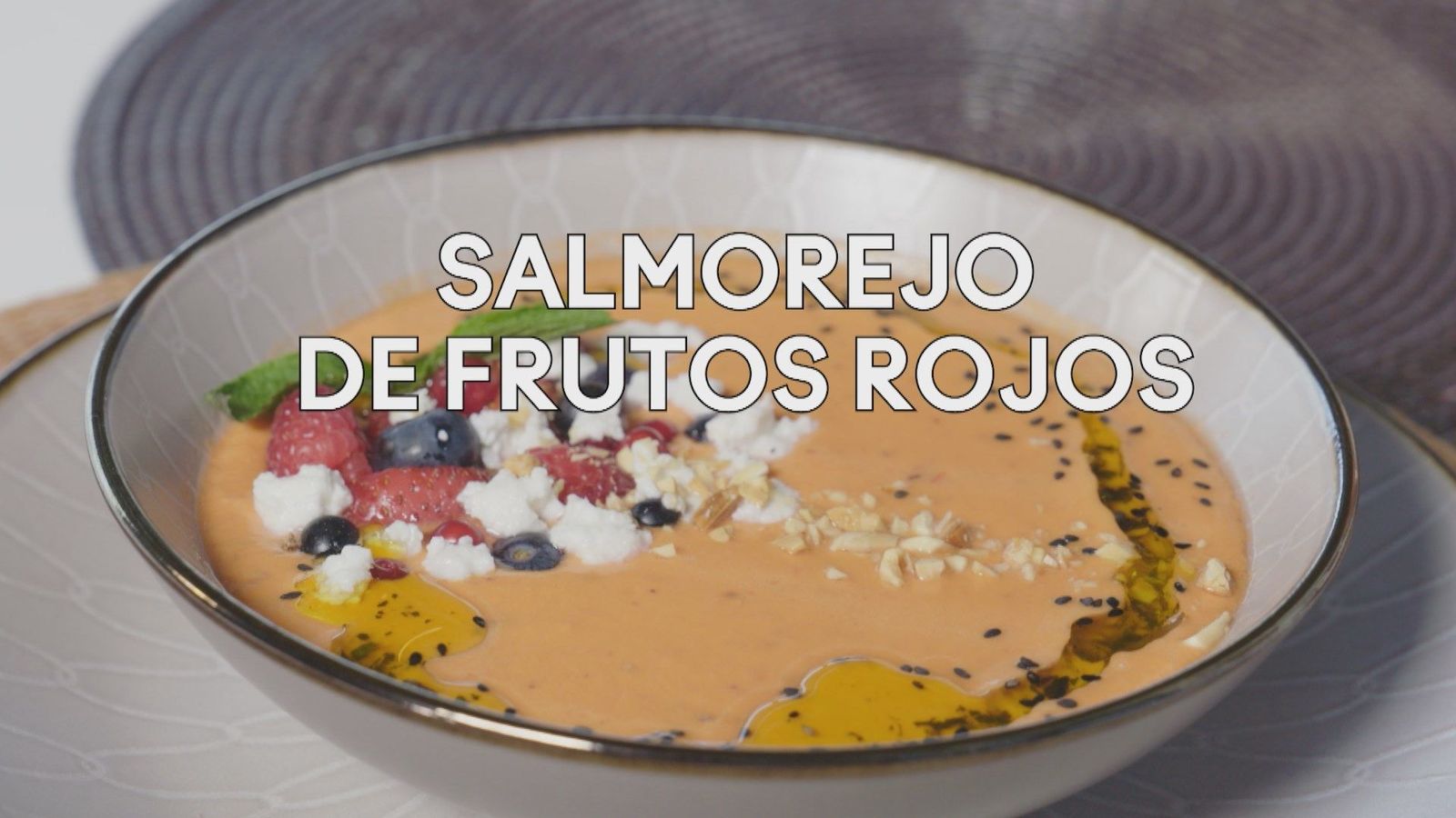 Sabor a Madrid: Salmorejo de frutos rojos en Lozoya