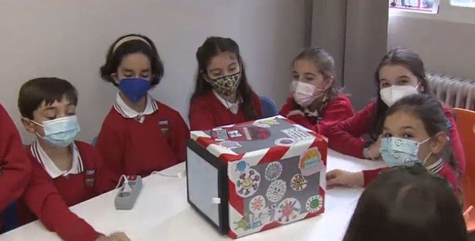 Alumnos de Galapagar inventan un sistema para ventilar el aula