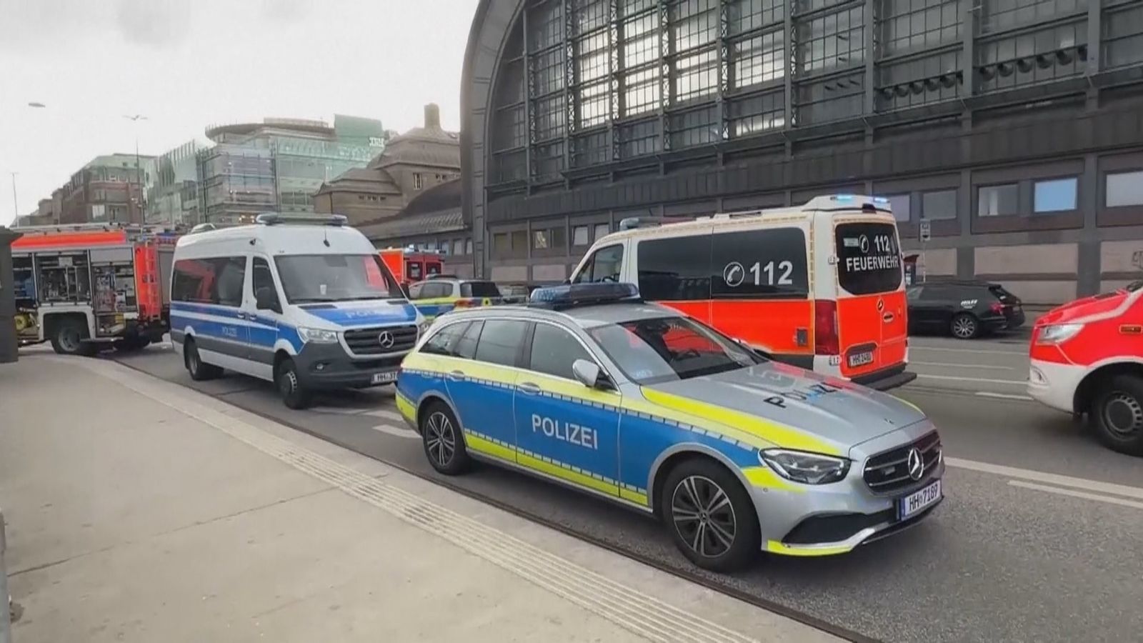 Apuñalamiento masivo en la estación central de Hamburgo