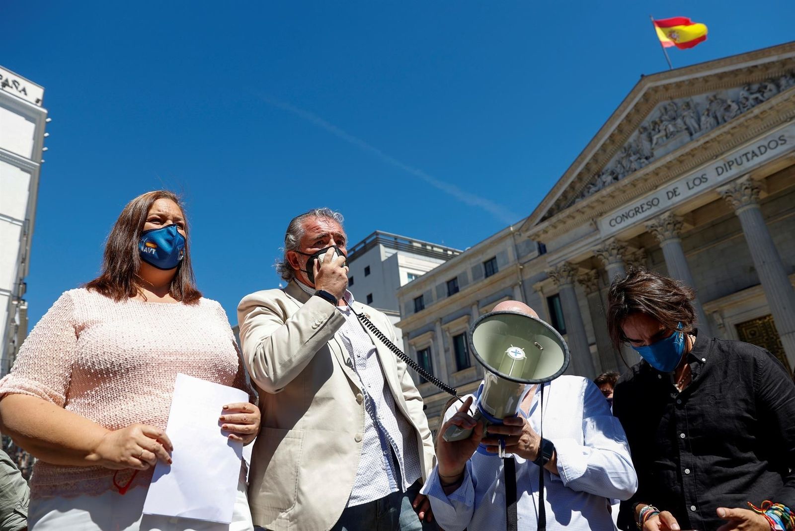 Asociaciones de víctimas se ausentan del acto del Congreso en protesta por la política de Sánchez