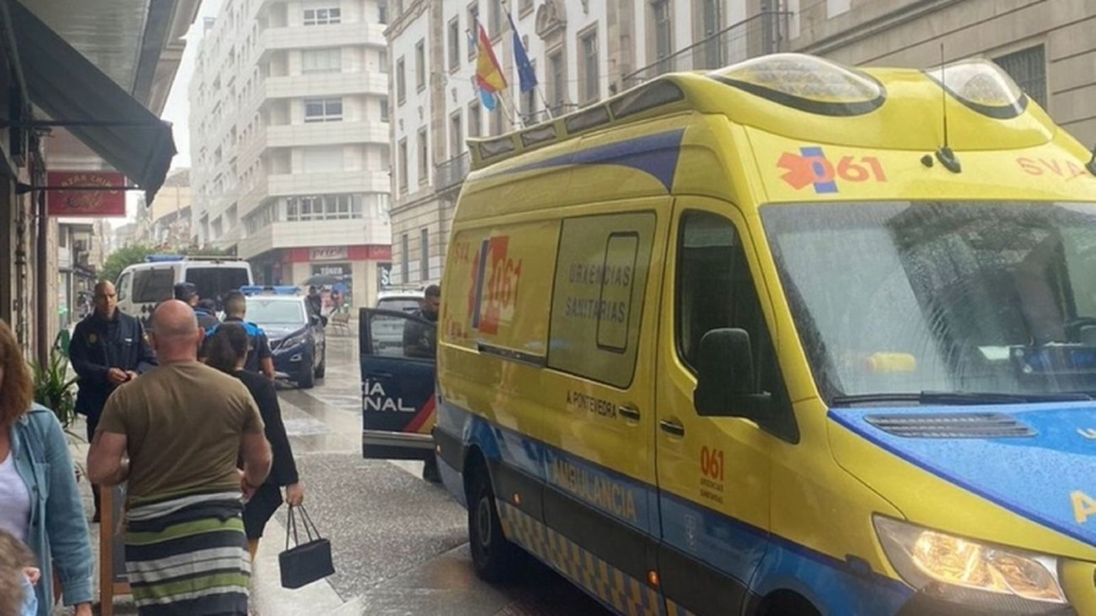 Acuchillado un periodista de La Voz de Galicia por el mismo hombre que agredió a Rajoy
