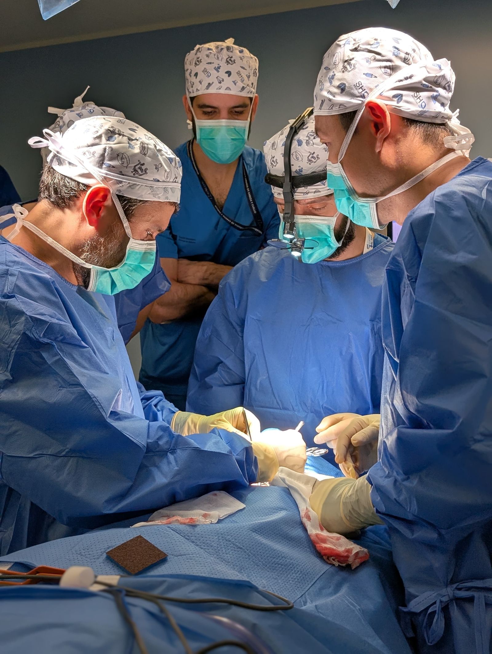 Intervención para implantar una prótesis de otorrinolaringología