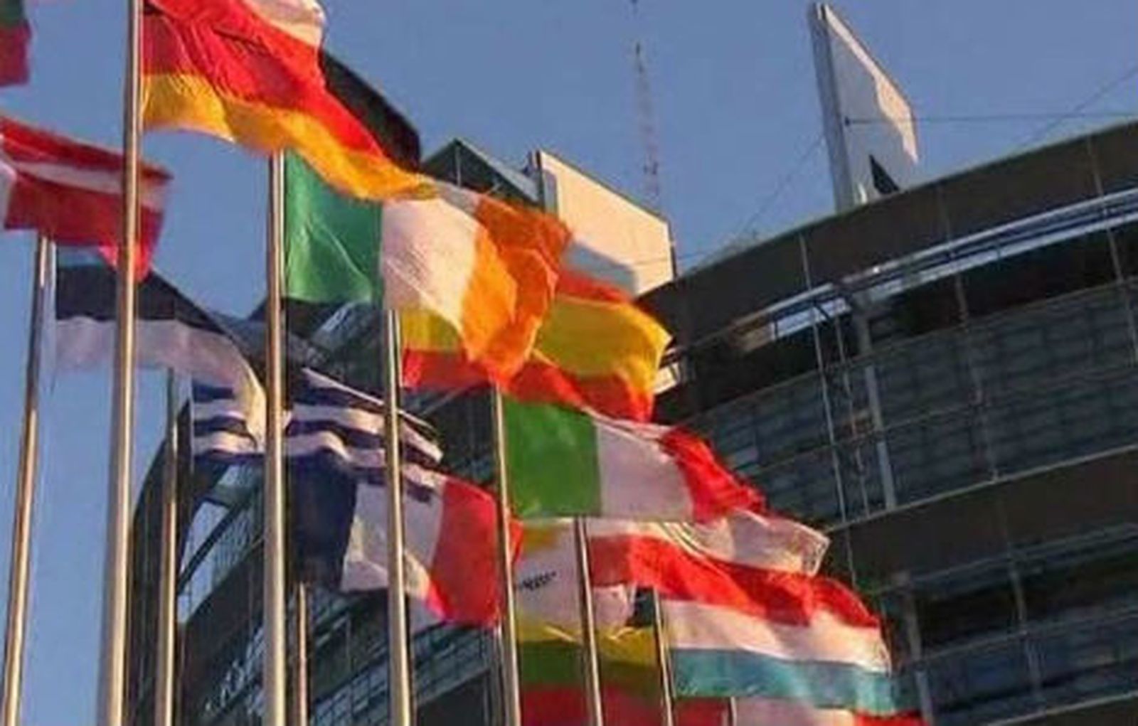 La UE trata de cerrar el presupuesto 2013 antes de la medianoche