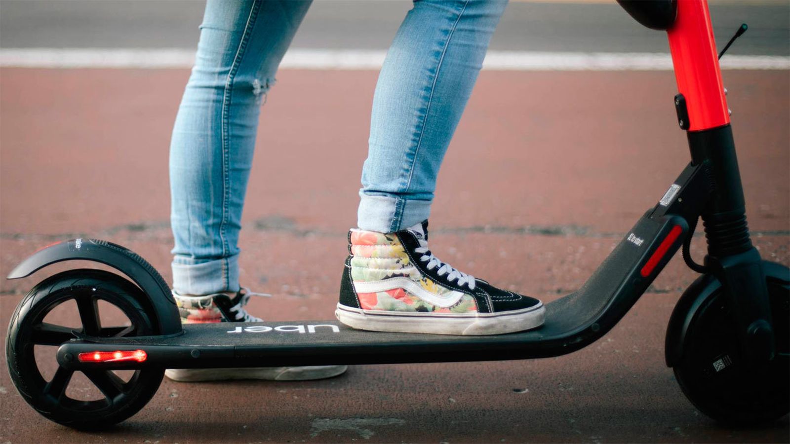 Uber lanza en Madrid su servicio de patinetes eléctricos