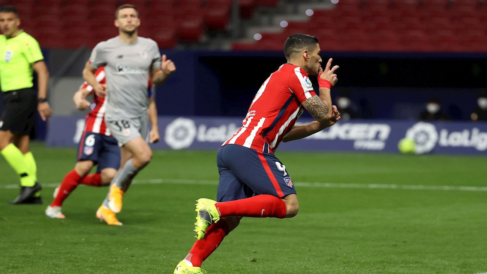 Luis Suárez ante el Athletic