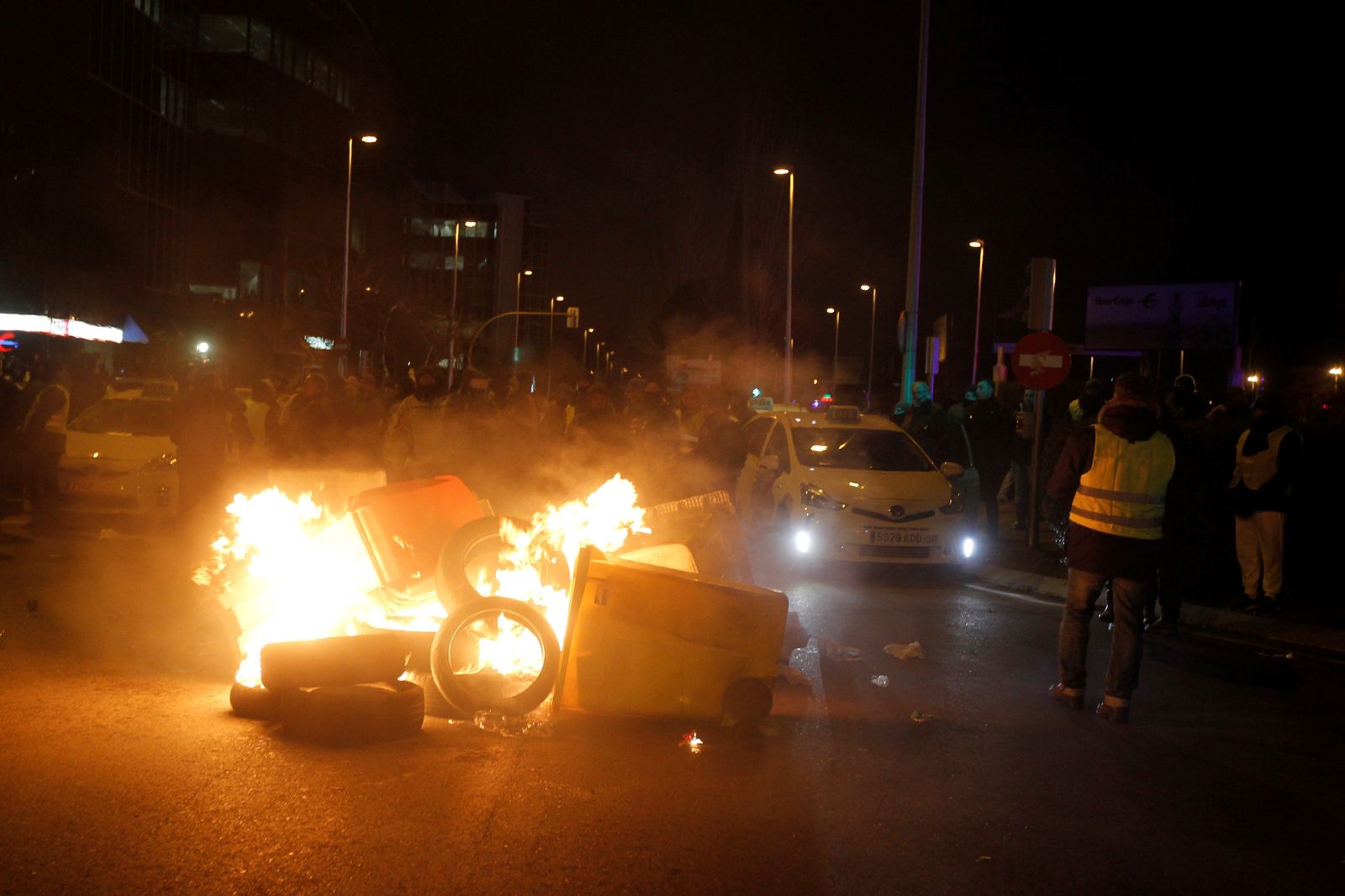 La huelga de los taxistas de Madrid en imágenes