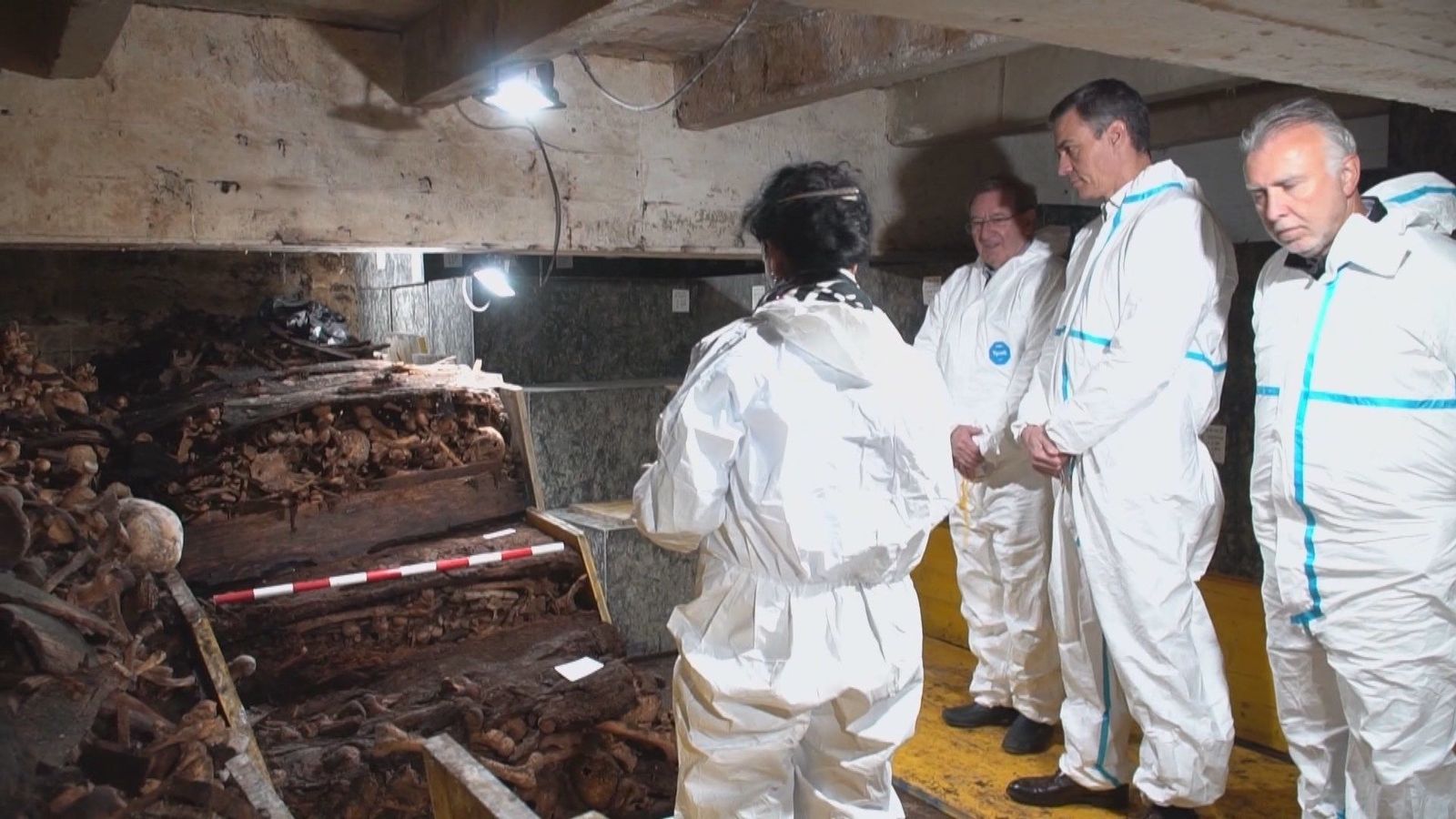El Gobierno invita a familiares del Valle a visitar las exhumaciones tras sus quejas